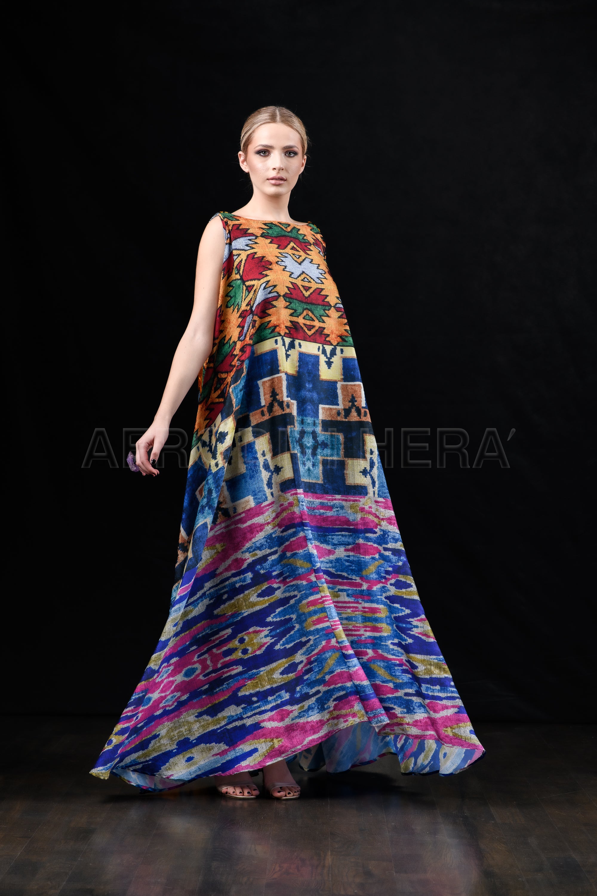 She in the wind - 09 Kaftan Dress
