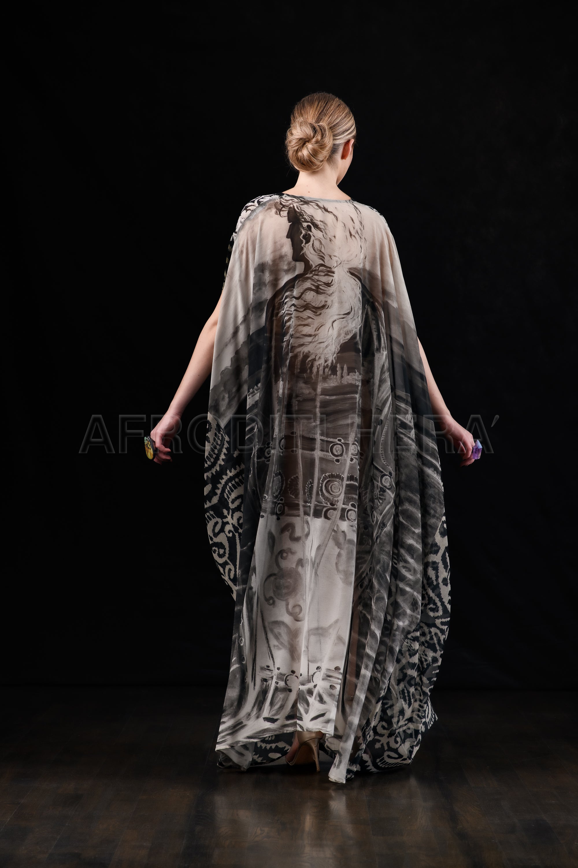 She in the wind - 19 Kaftan Dress