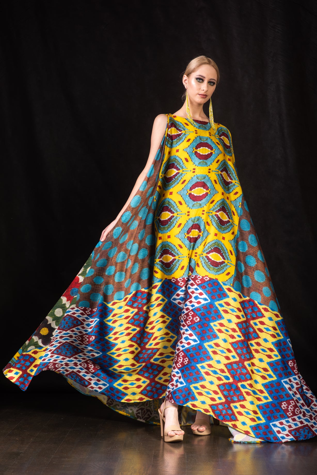 OPTIMISM - 06 KAFTAN DRESS