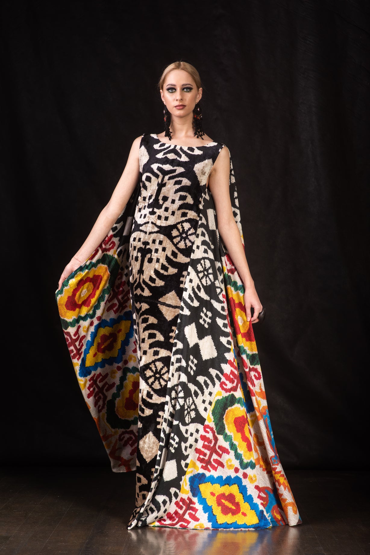 OPTIMISM - 07 KAFTAN DRESS