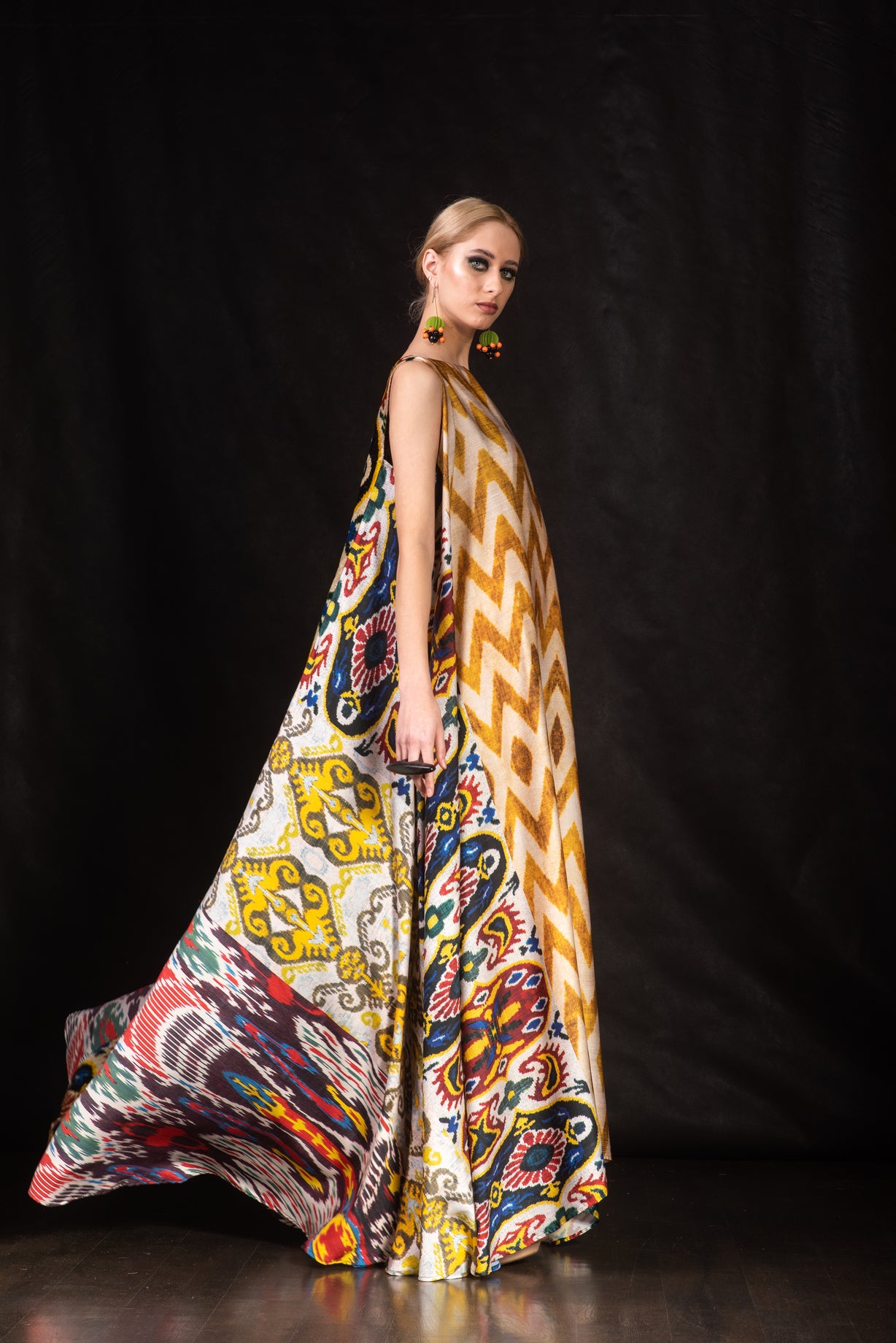 OPTIMISM - 08 KAFTAN DRESS