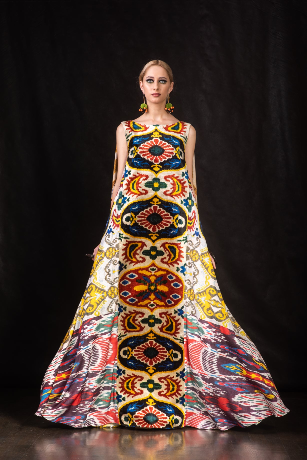 OPTIMISM - 08 KAFTAN DRESS