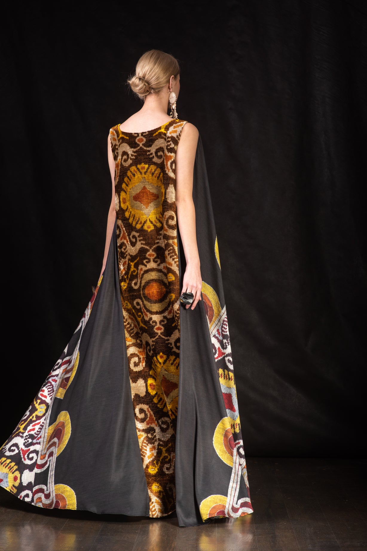 OPTIMISM - 15 KAFTAN DRESS