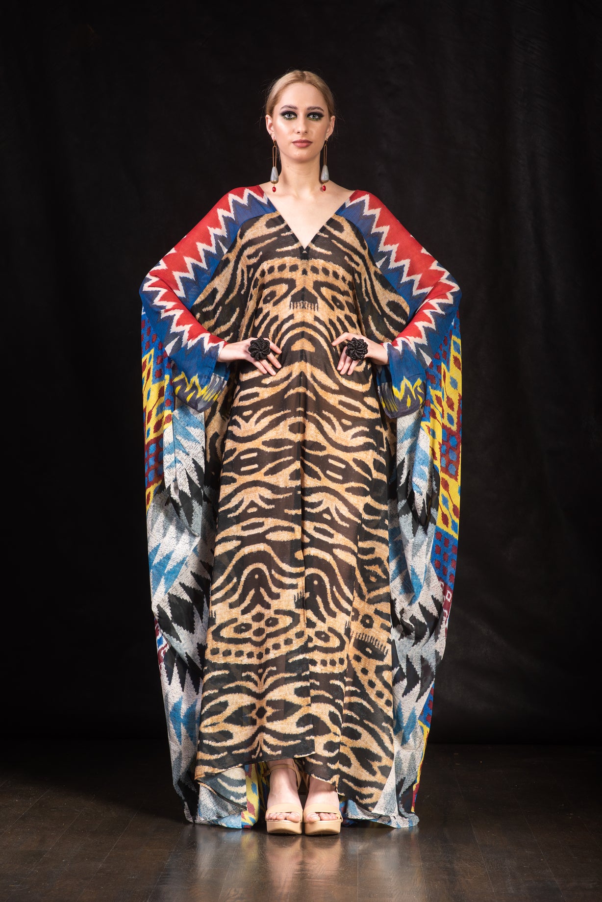 OPTIMISM - 17 KAFTAN DRESS