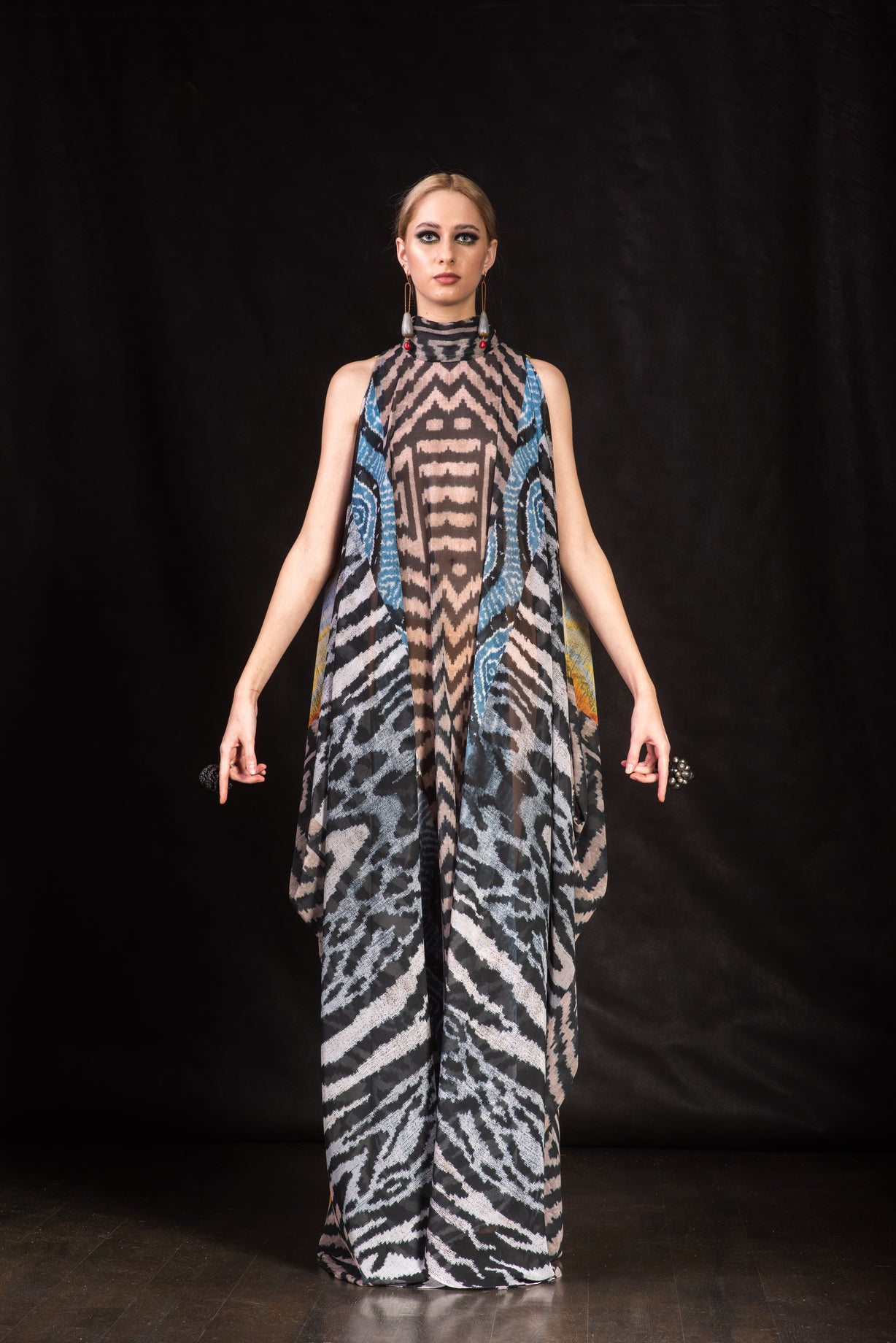 OPTIMISM - 25 KAFTAN DRESS