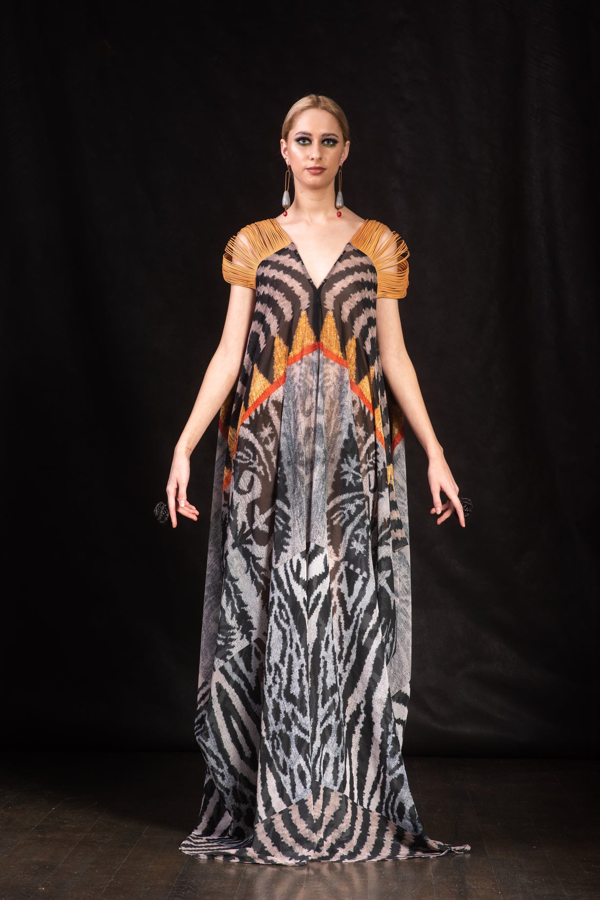 OPTIMISM - 32 KAFTAN DRESS