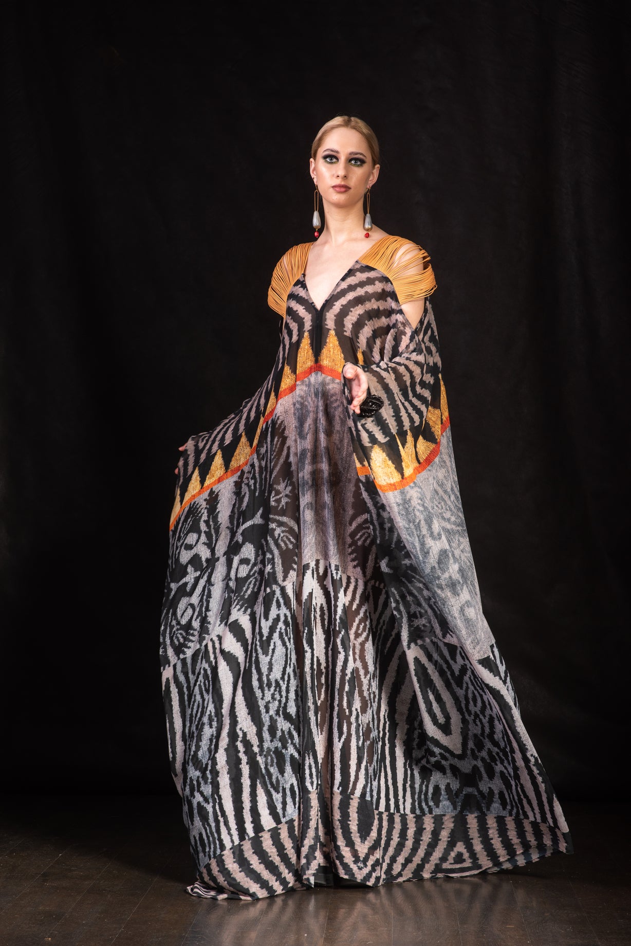 OPTIMISM - 32 KAFTAN DRESS