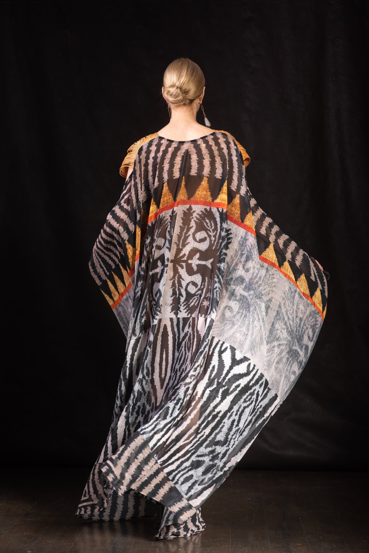 OPTIMISM - 32 KAFTAN DRESS