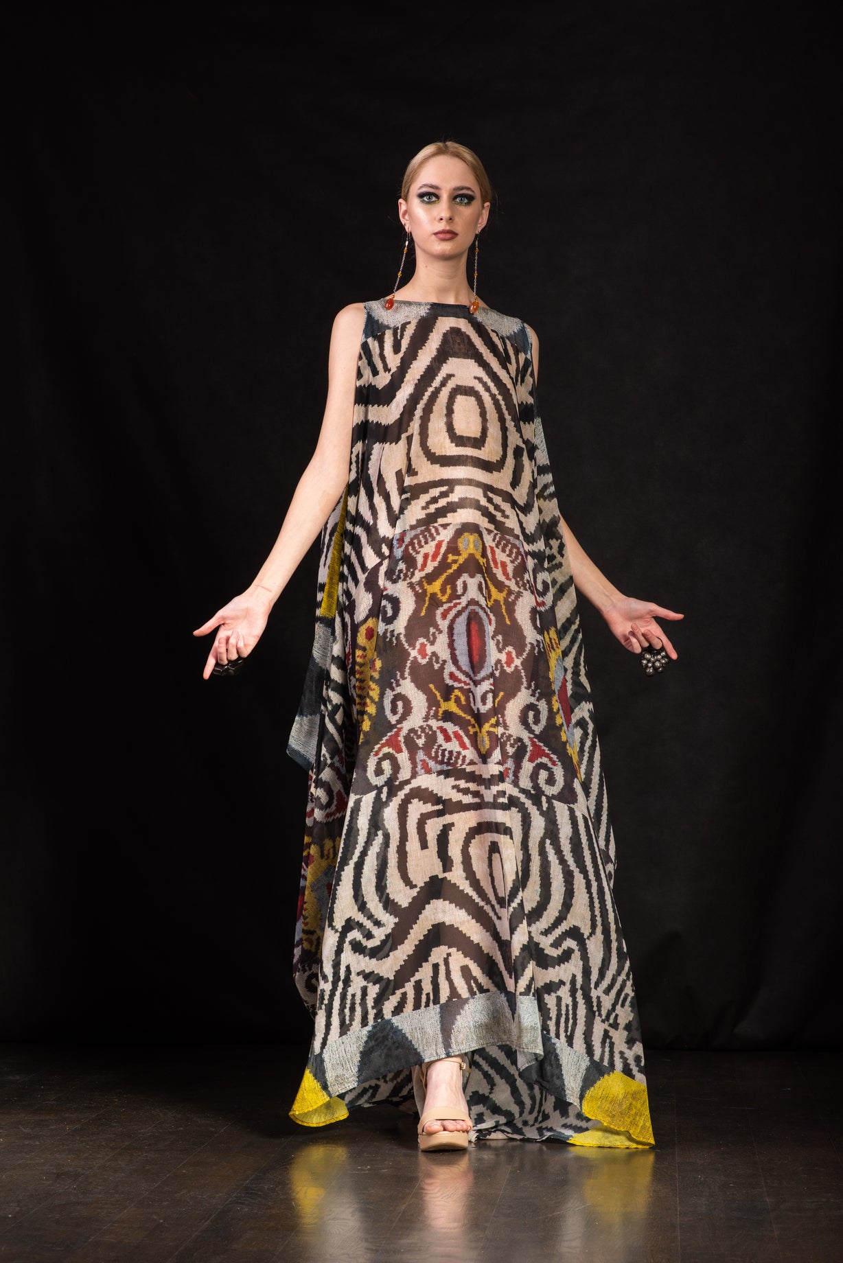 OPTIMISM - 56 KAFTAN DRESS