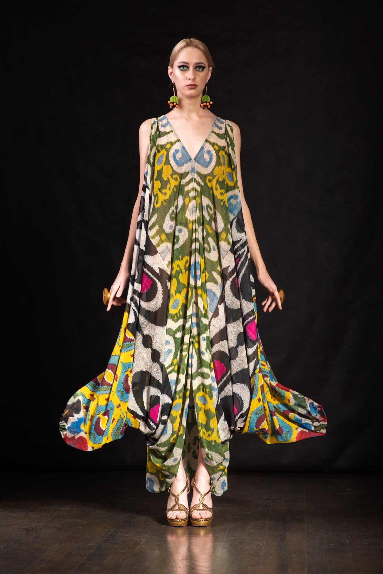 OPTIMISM - 61 KAFTAN DRESS