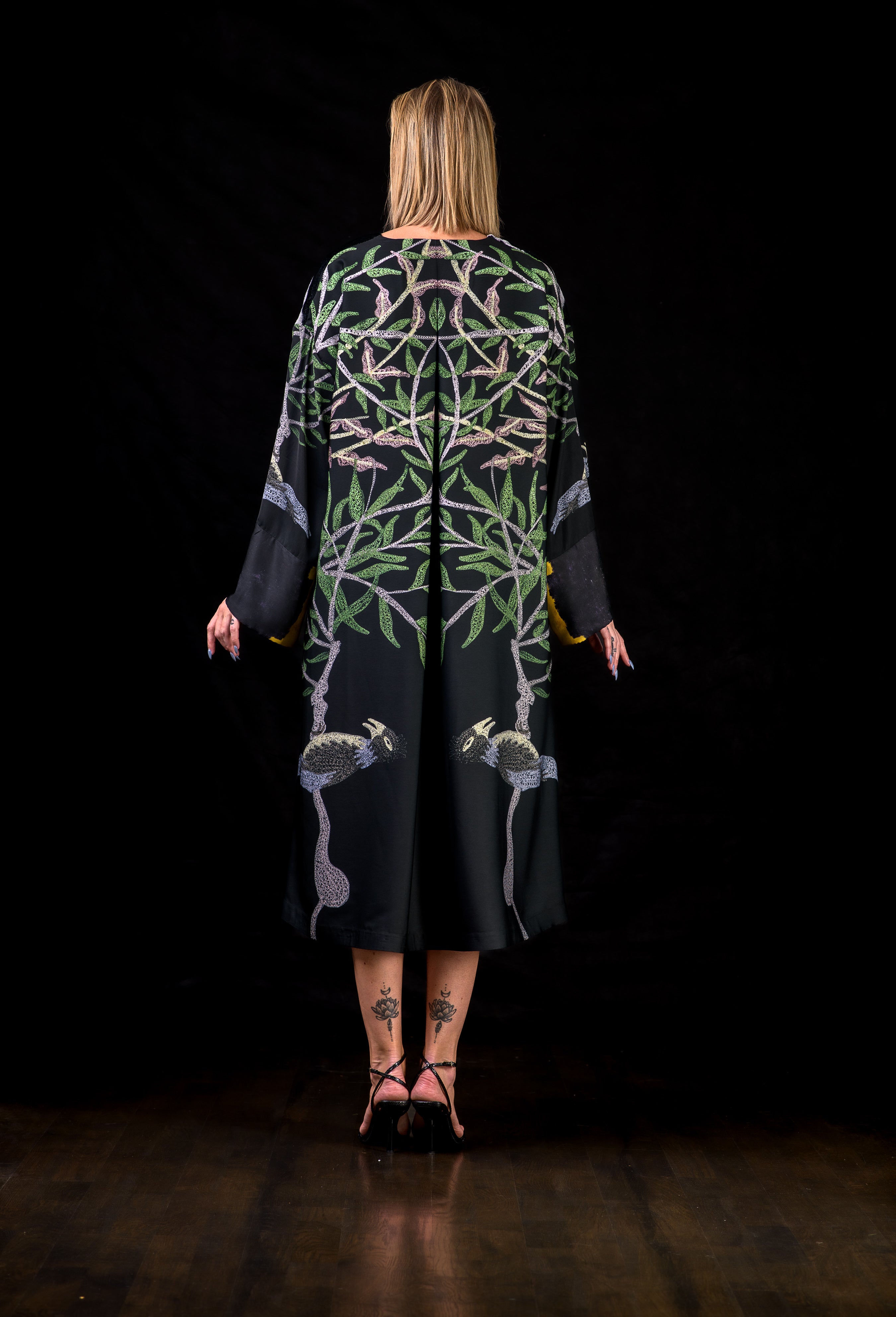 Whispers of the earth - 21 Kimono