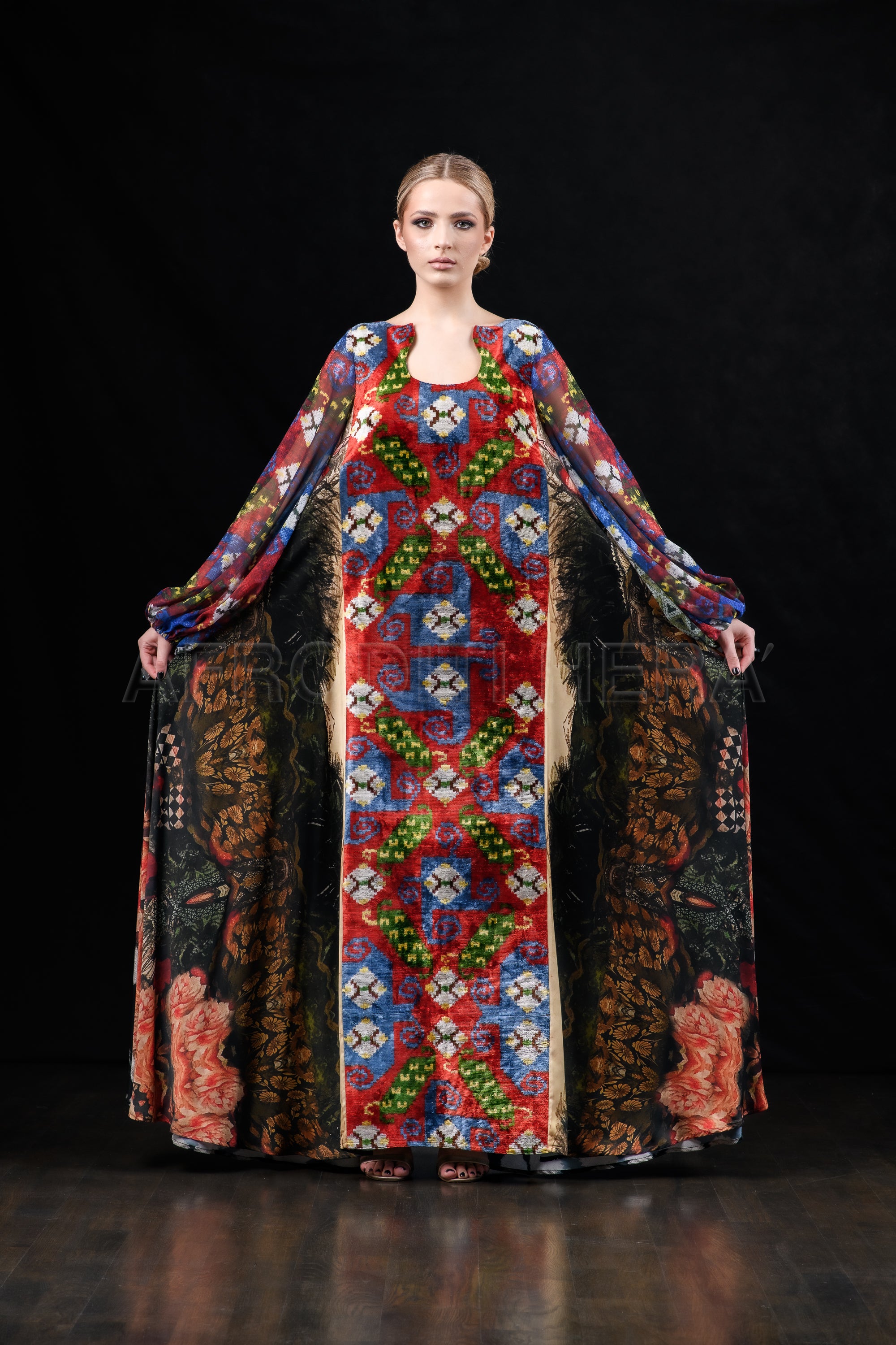 She in the wind - 06 Kaftan Dress