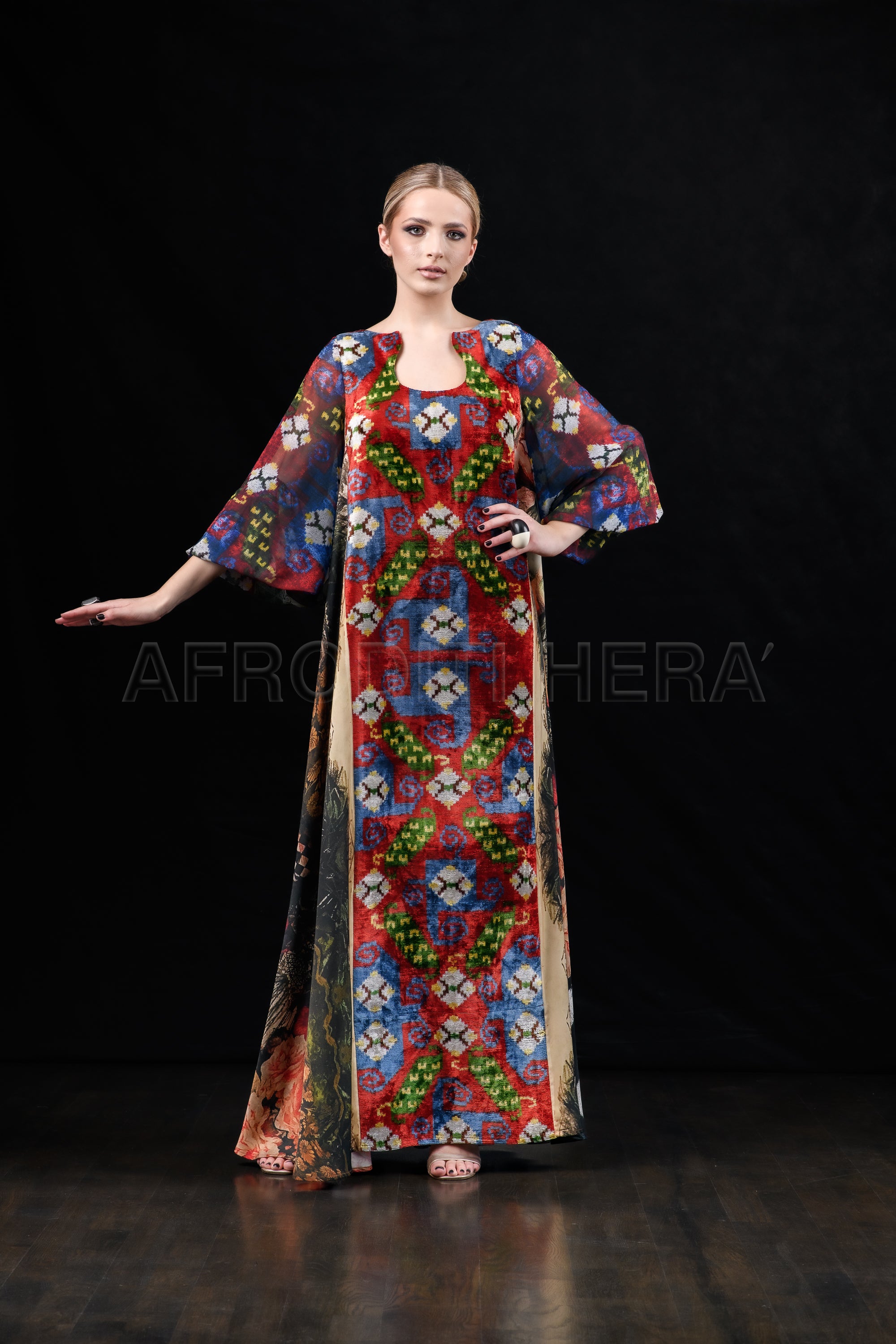 She in the wind - 06 Kaftan Dress