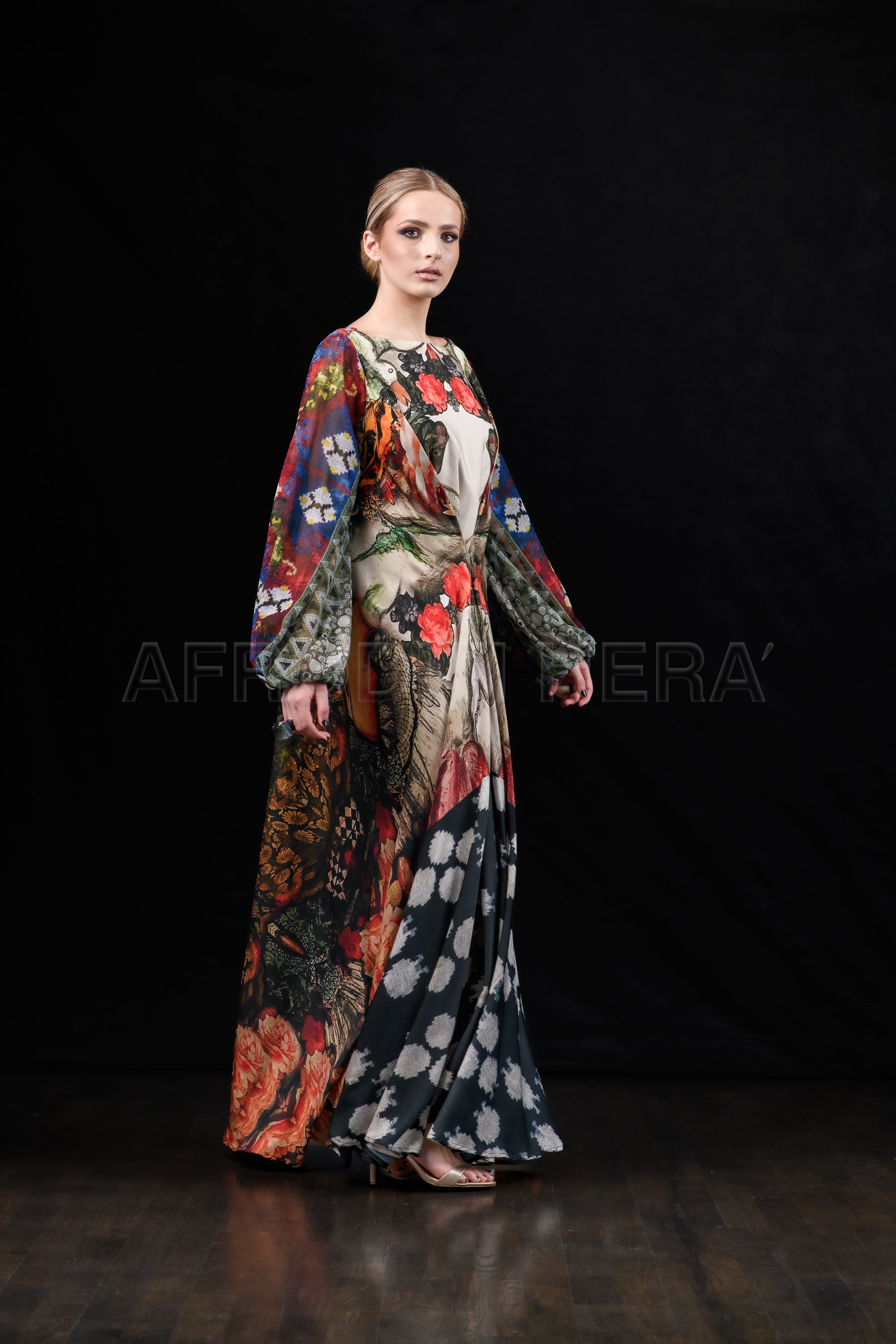 She in the wind - 06 Kaftan Dress
