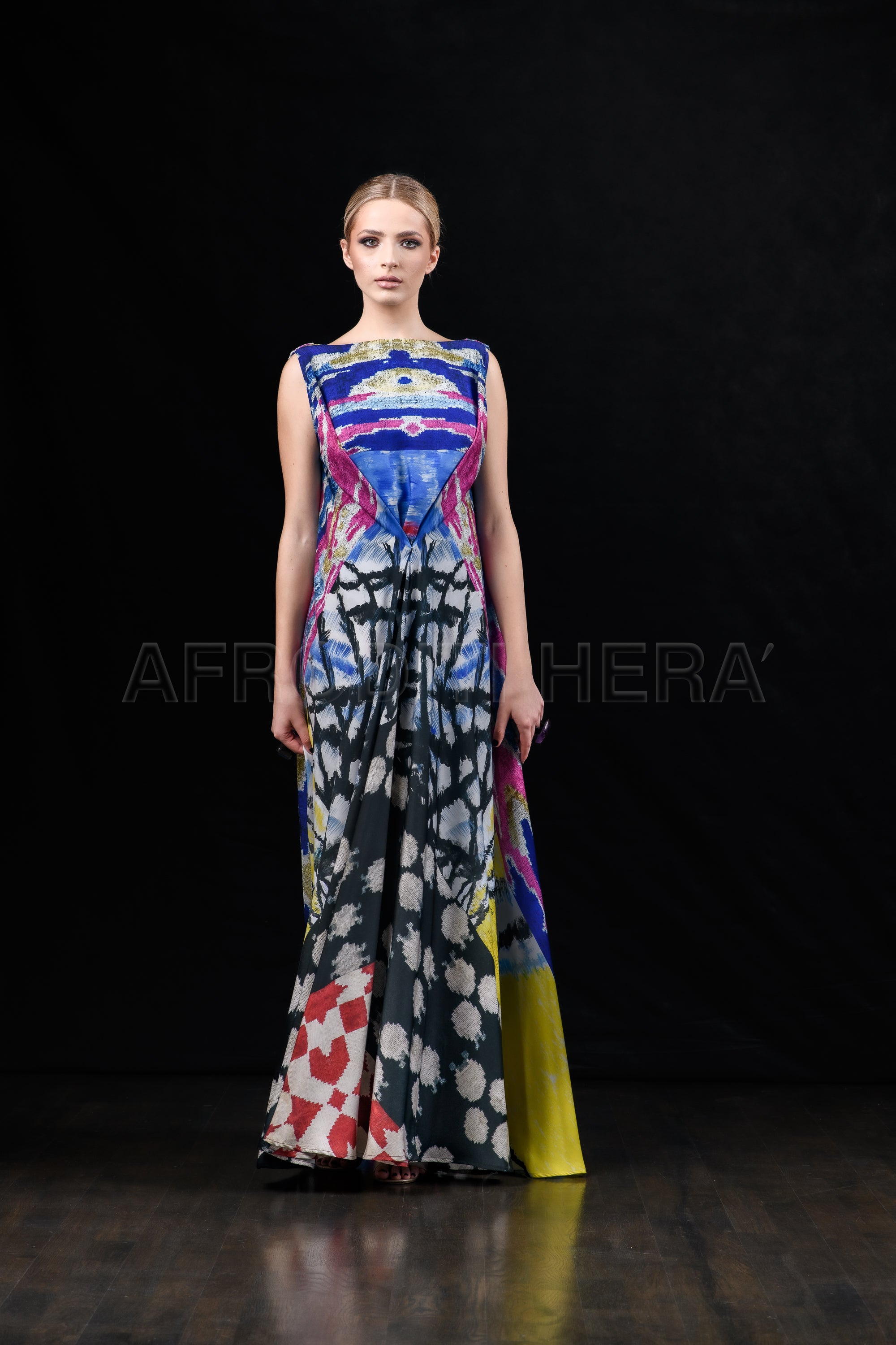 She in the wind - 08 Kaftan Dress