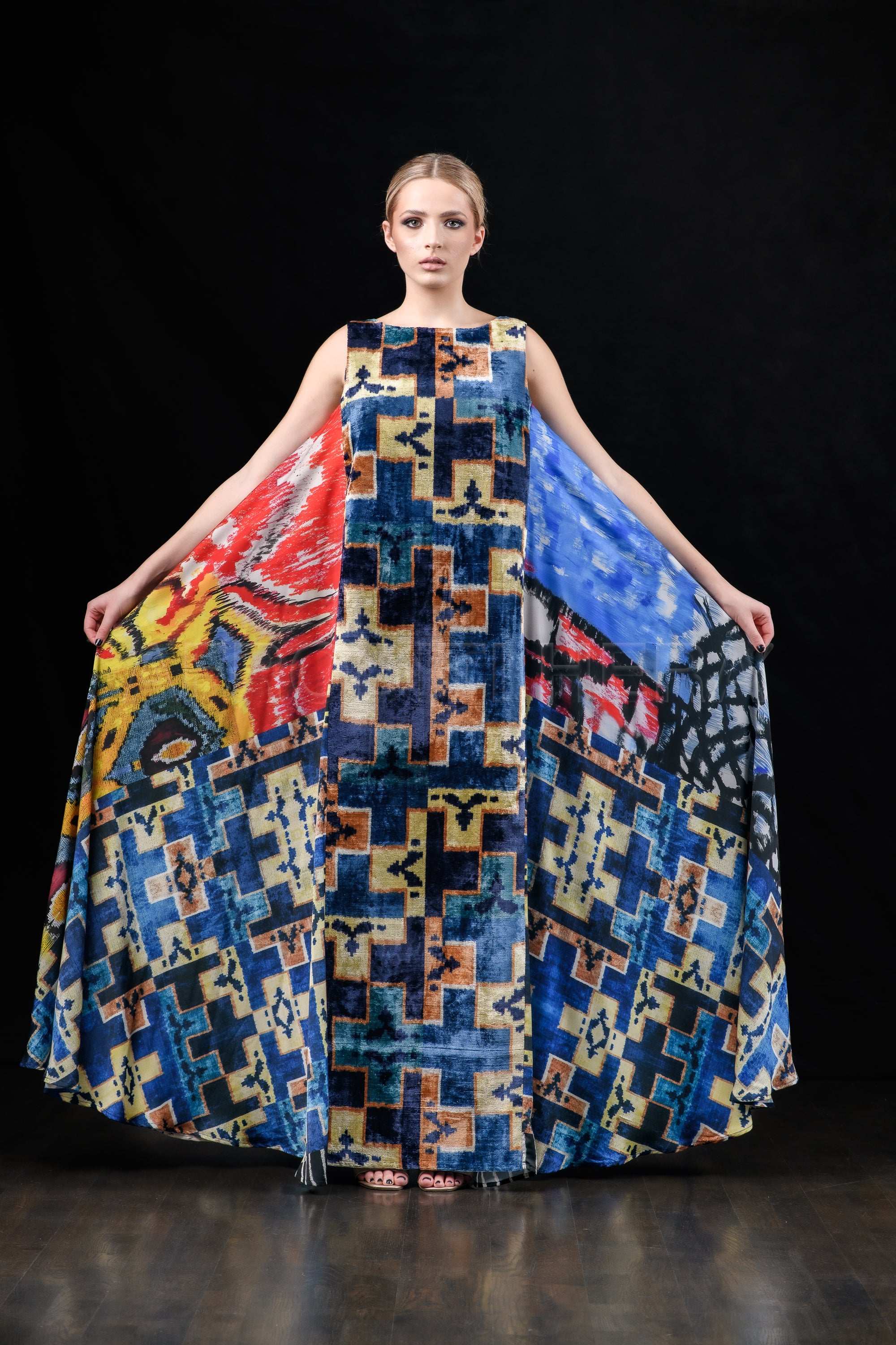 She in the wind - 10 Kaftan Dress