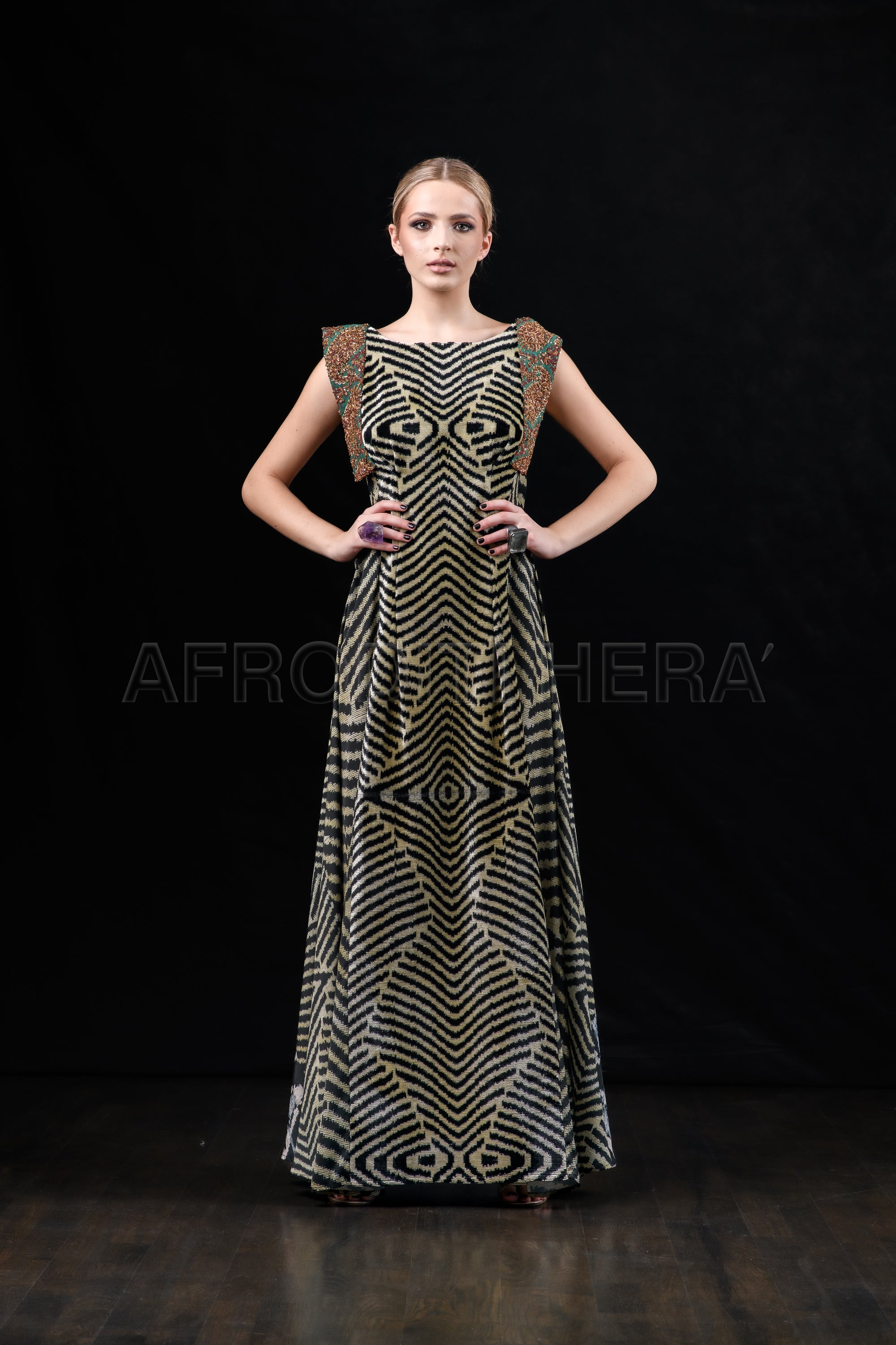 She in the wind - 11 Kaftan Dress