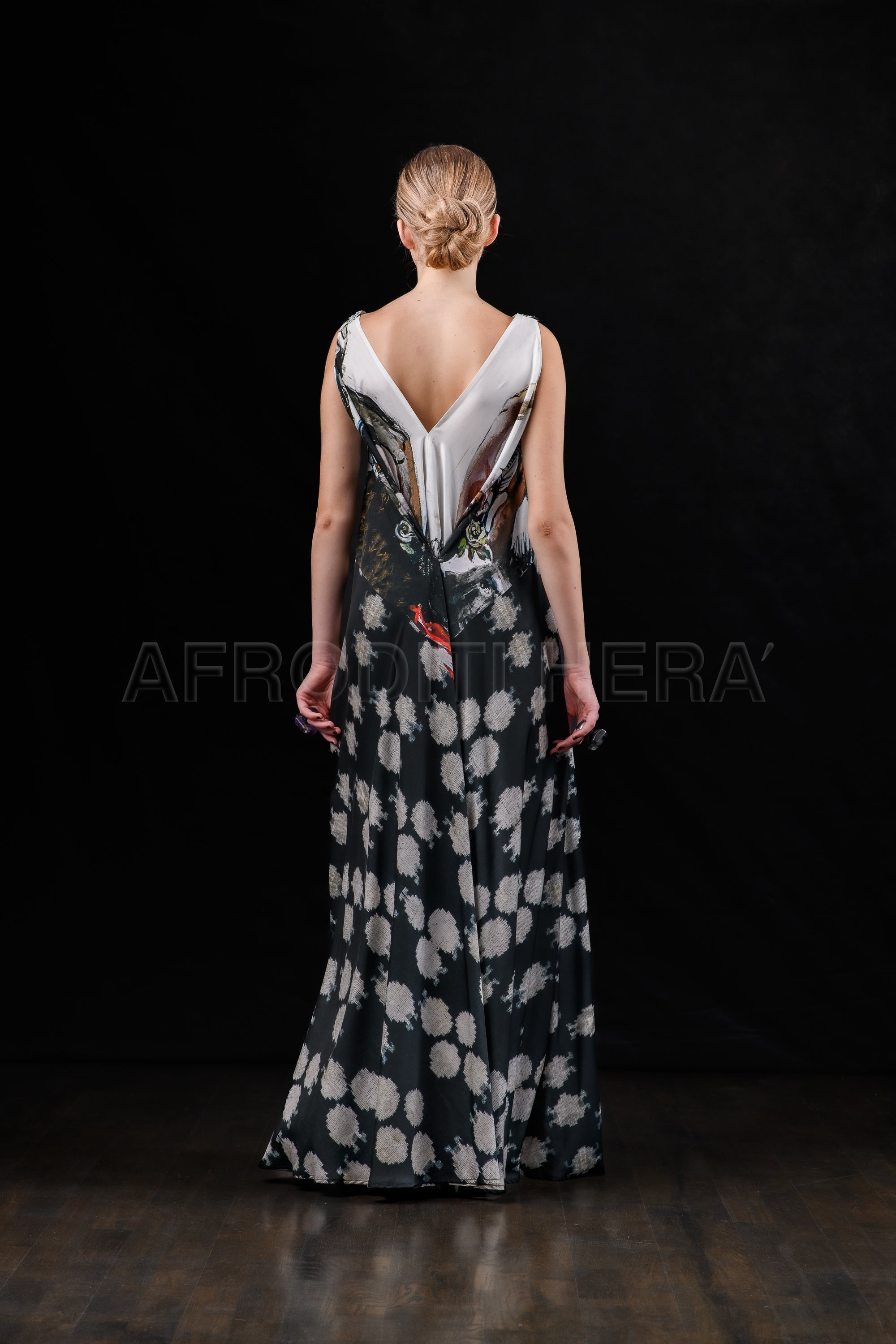 She in the wind - 12 Kaftan Dress