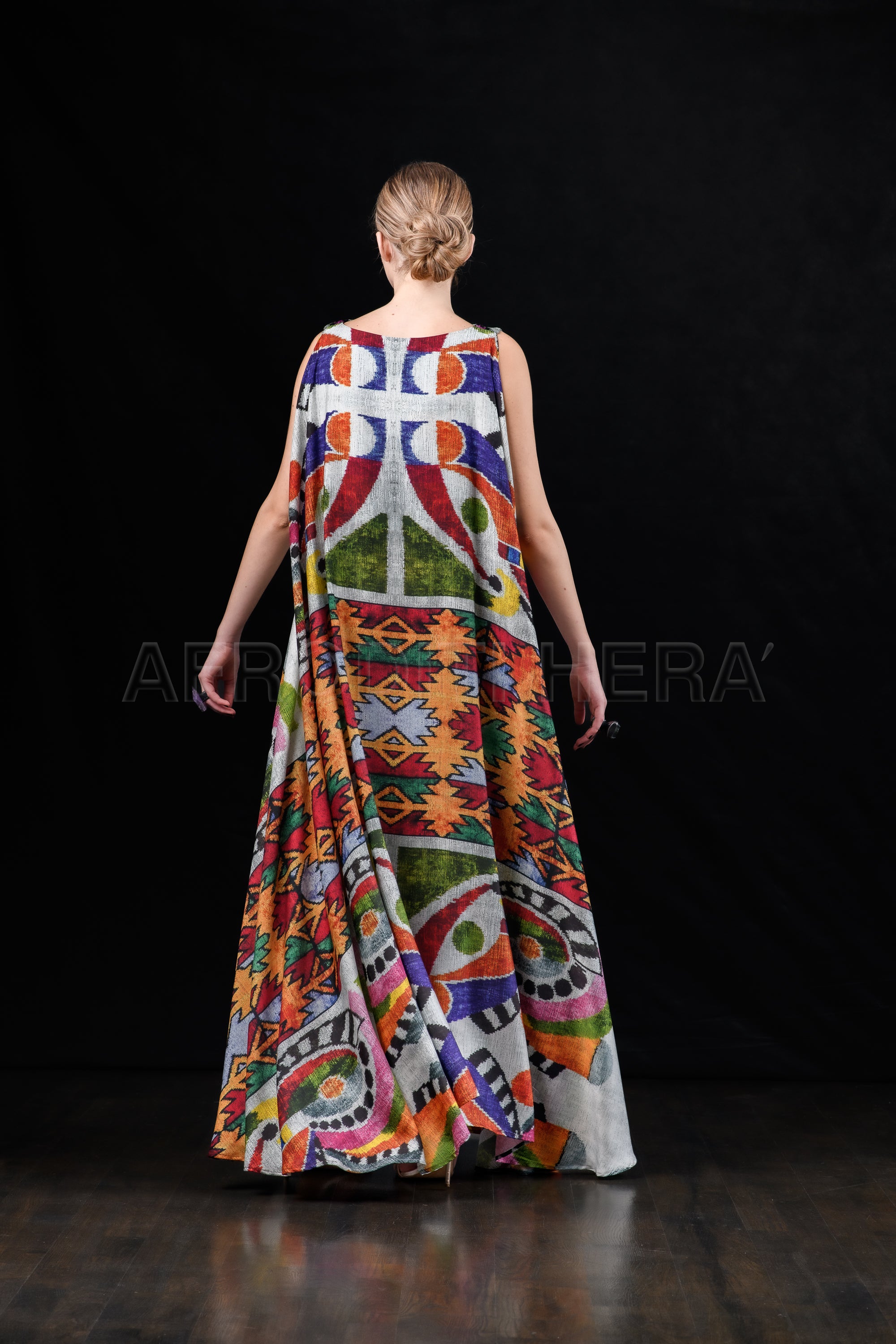 She in the wind - 14 Kaftan Dress