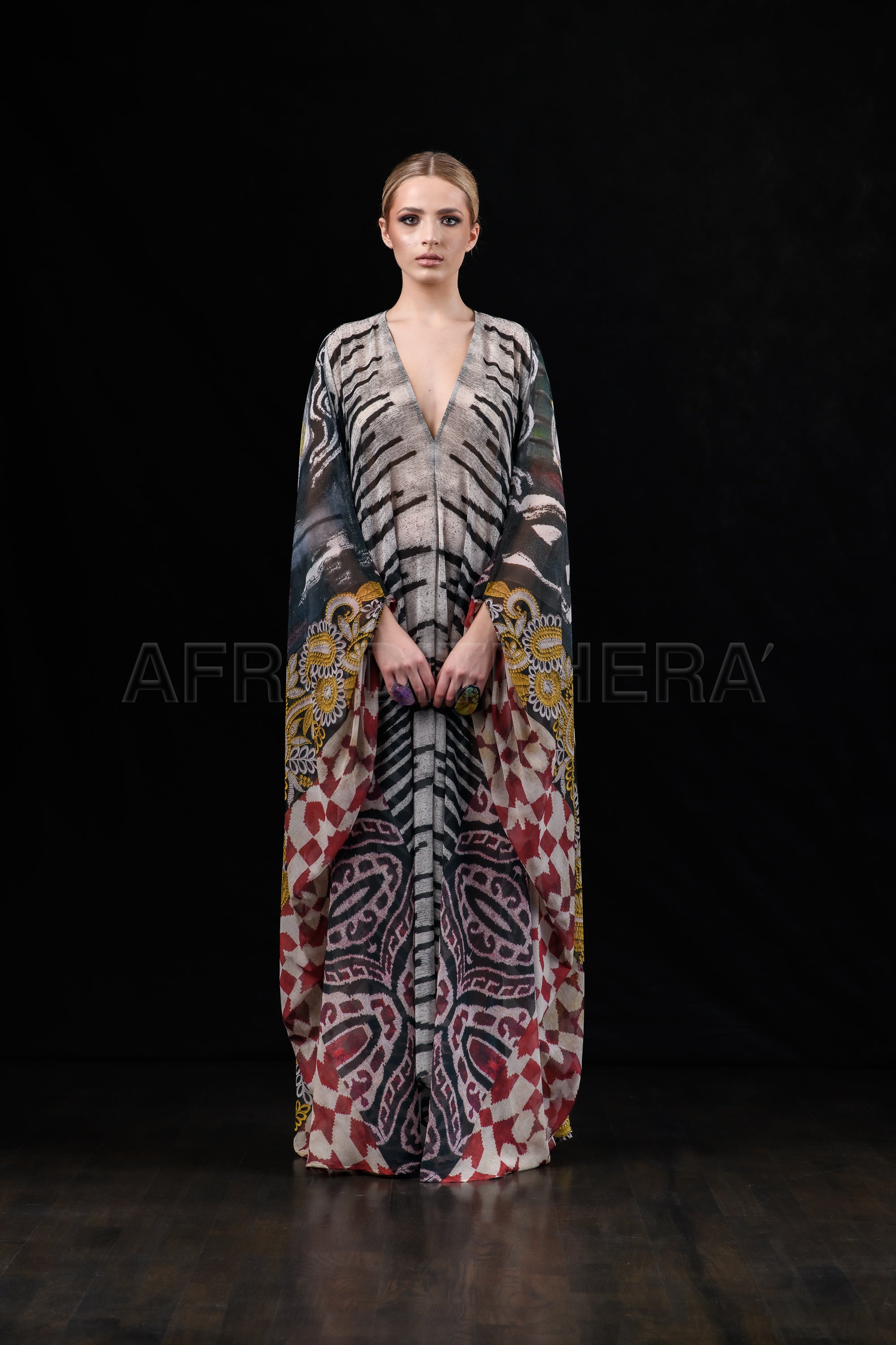 She in the wind - 18 Kaftan Dress