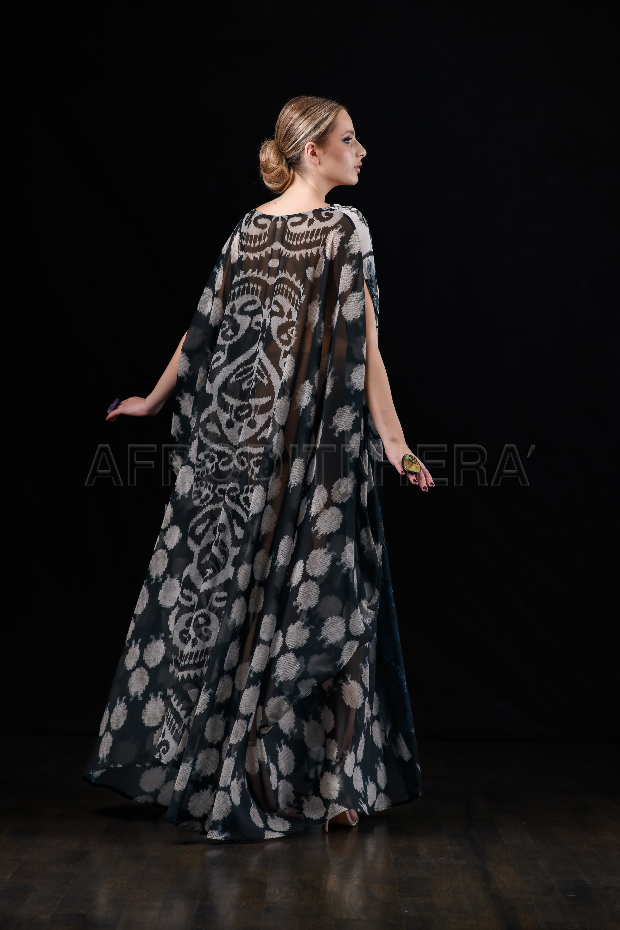 She in the wind - 21 Kaftan Dress