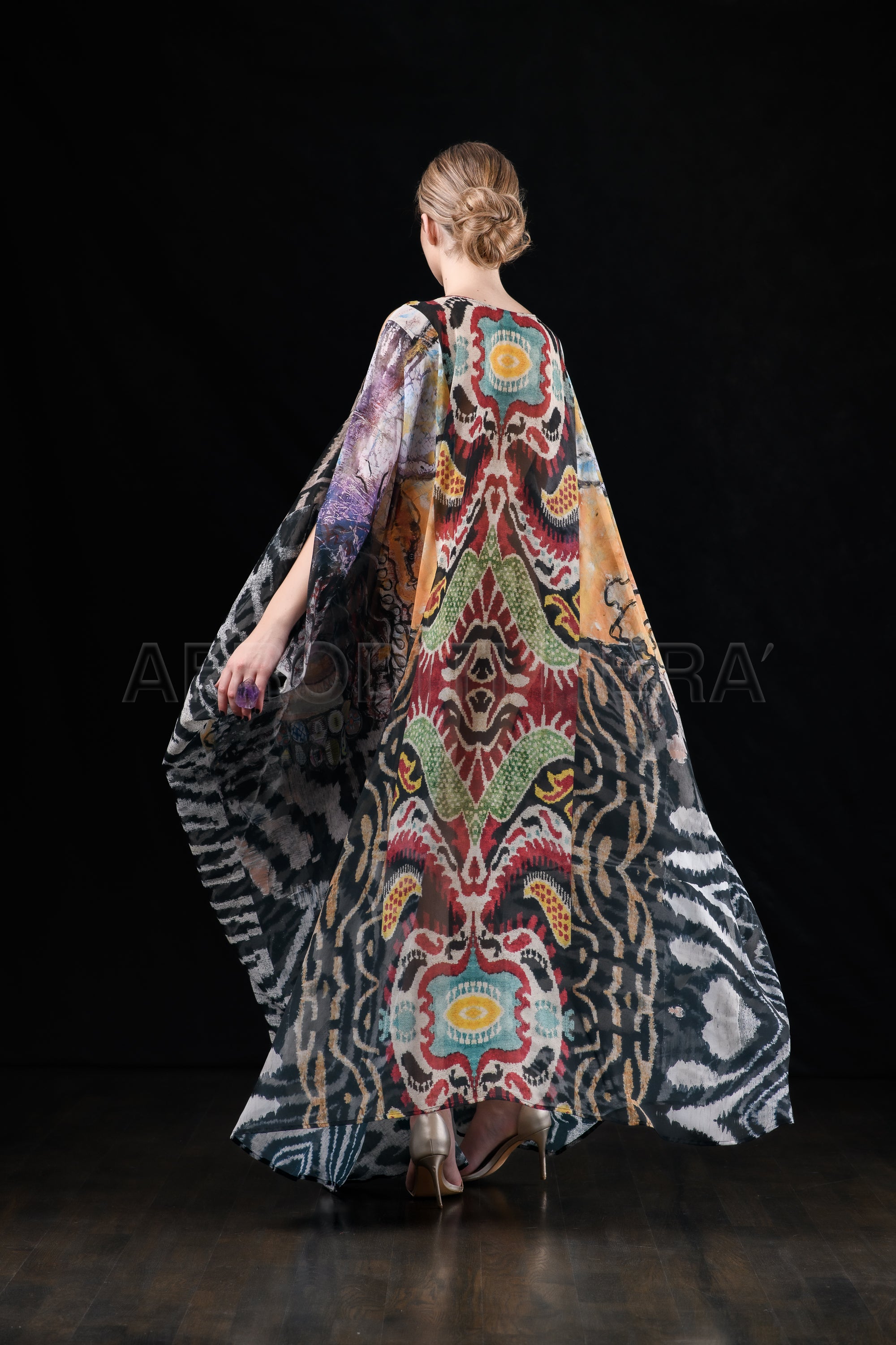 She in the wind - 22 Kaftan Dress