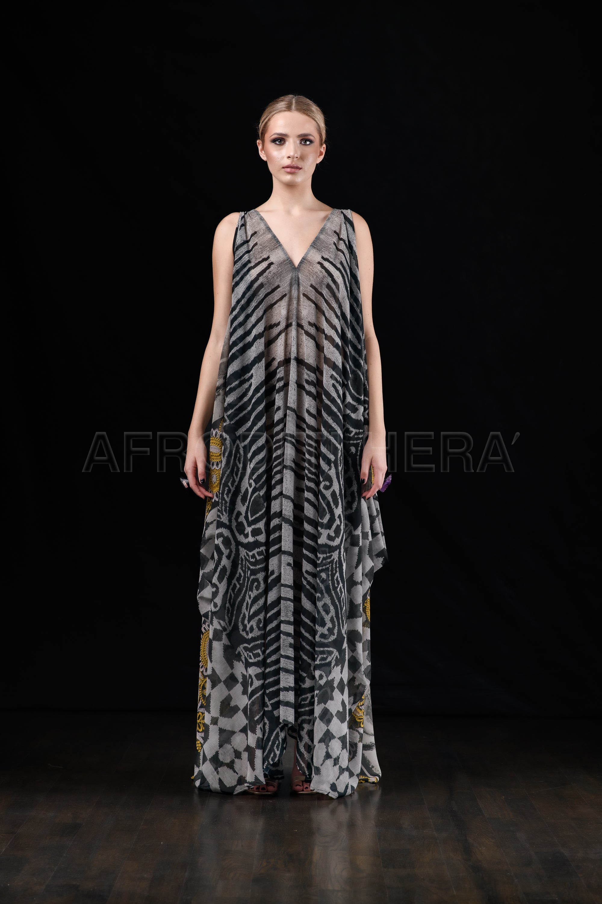She in the wind - 24 Kaftan Dress