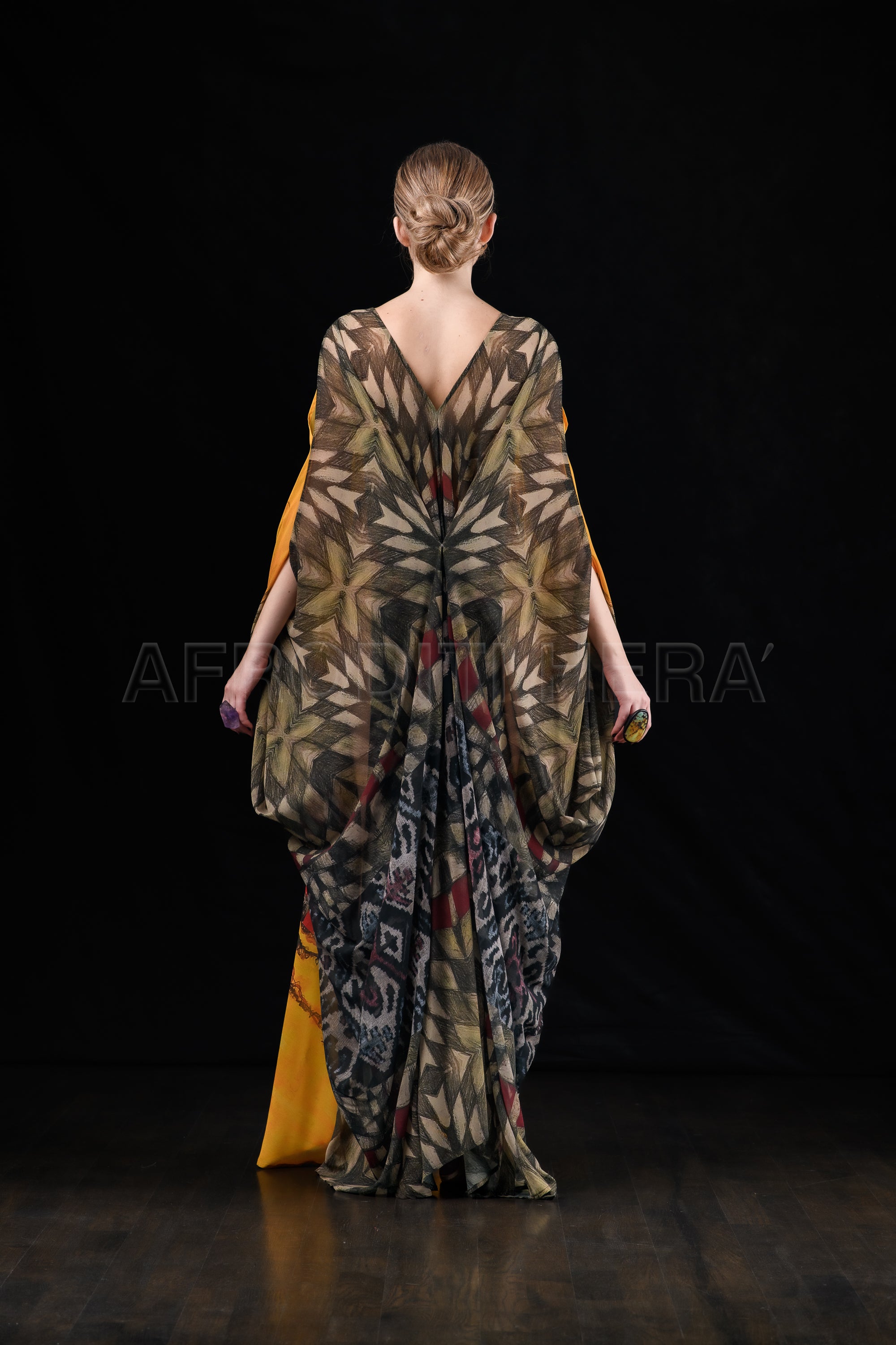 She in the wind - 25 Kaftan Dress