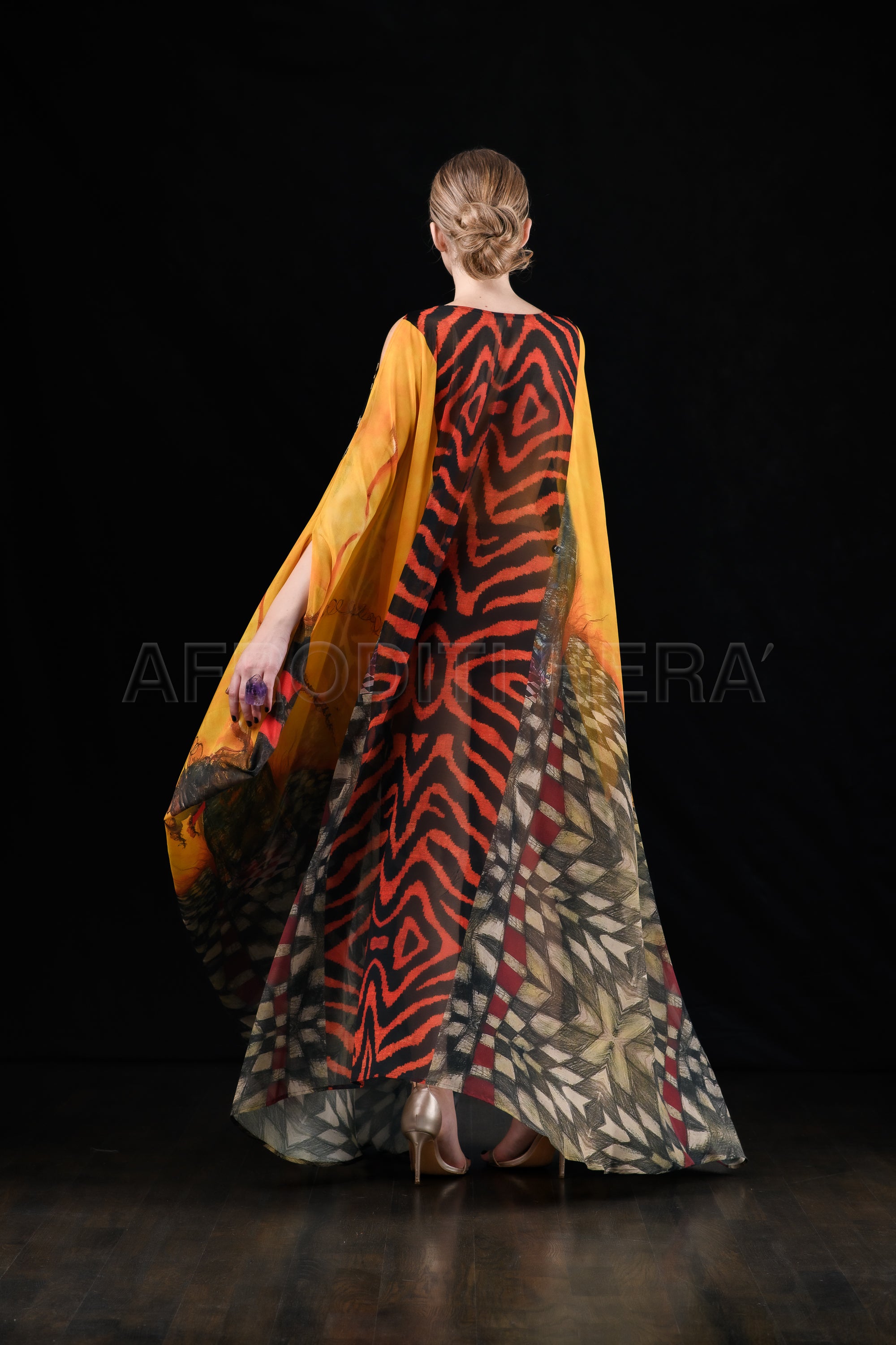 She in the wind - 26 Kaftan Dress