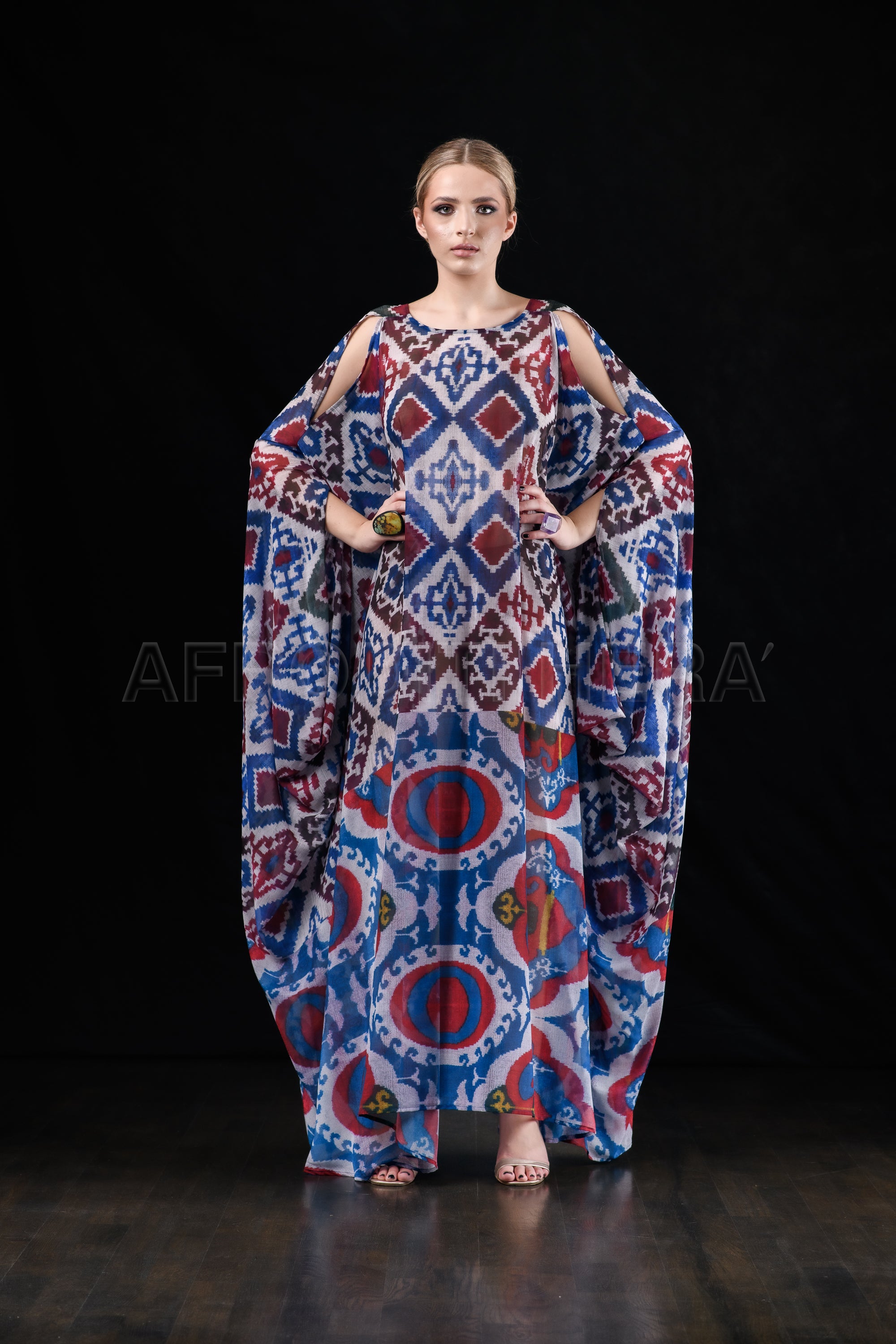 She in the wind - 28 Kaftan Dress