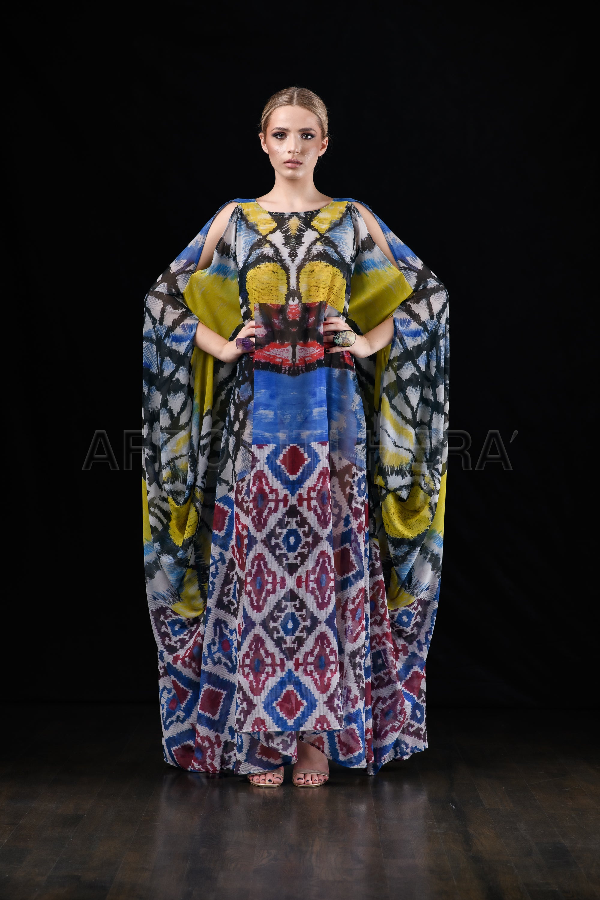 She in the wind - 29 Kaftan Dress