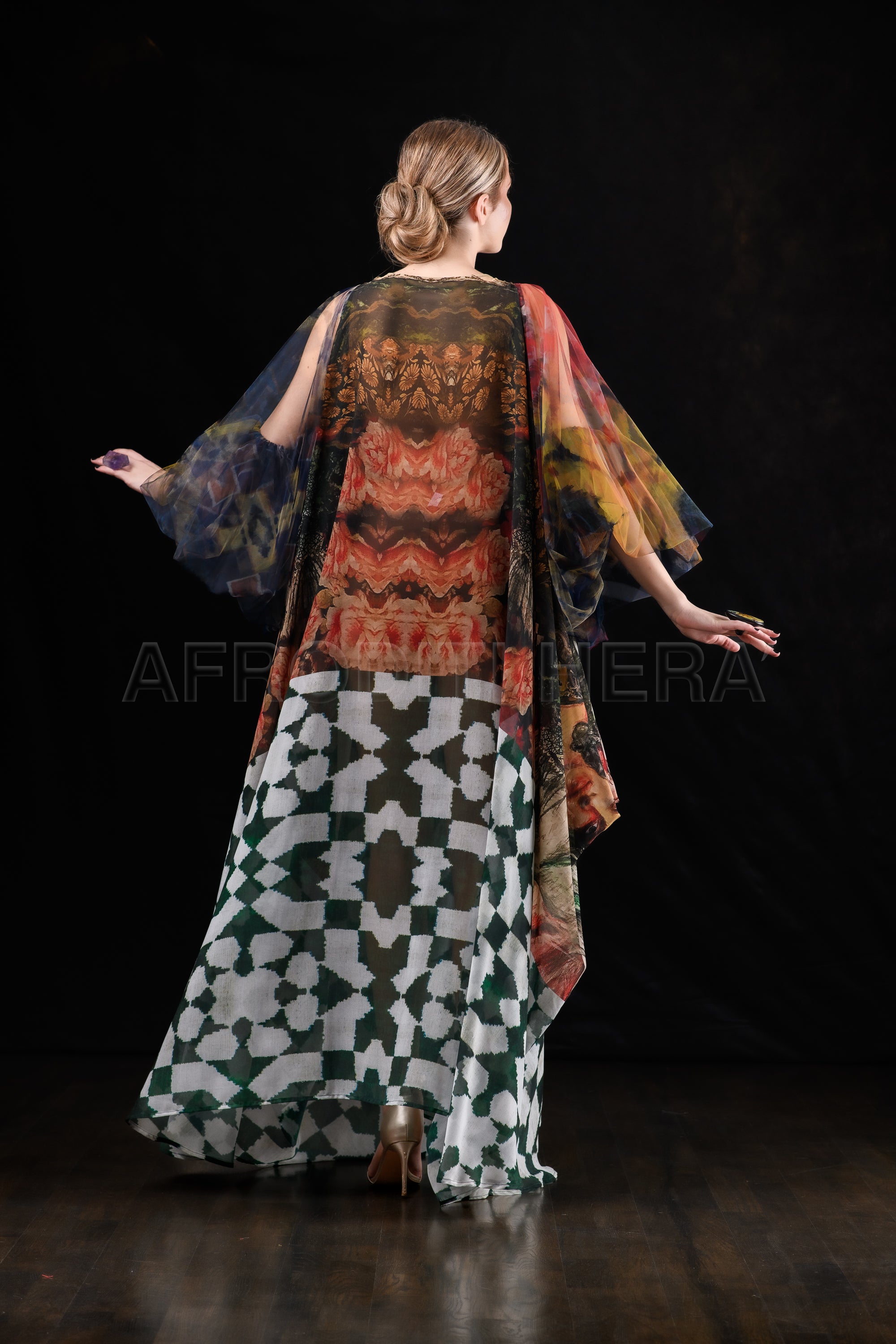 She in the wind - 33 Kaftan Dress
