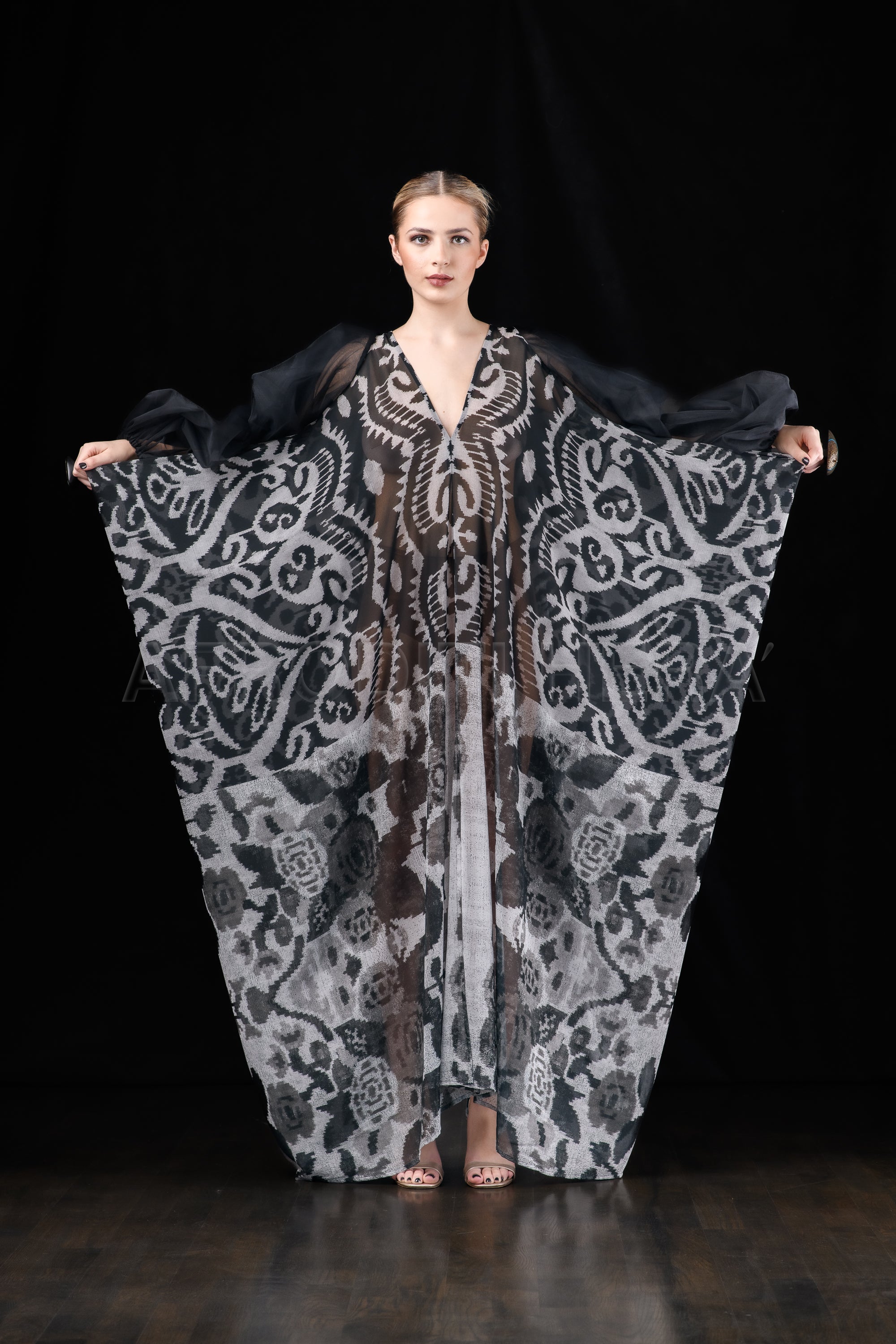 She in the wind - 34 kaftan Dress