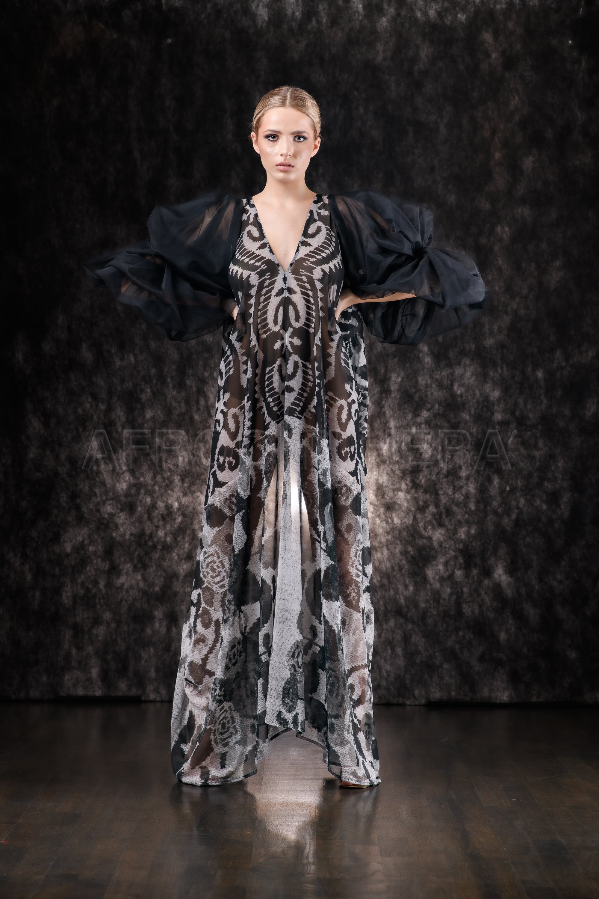 She in the wind - 34 kaftan Dress