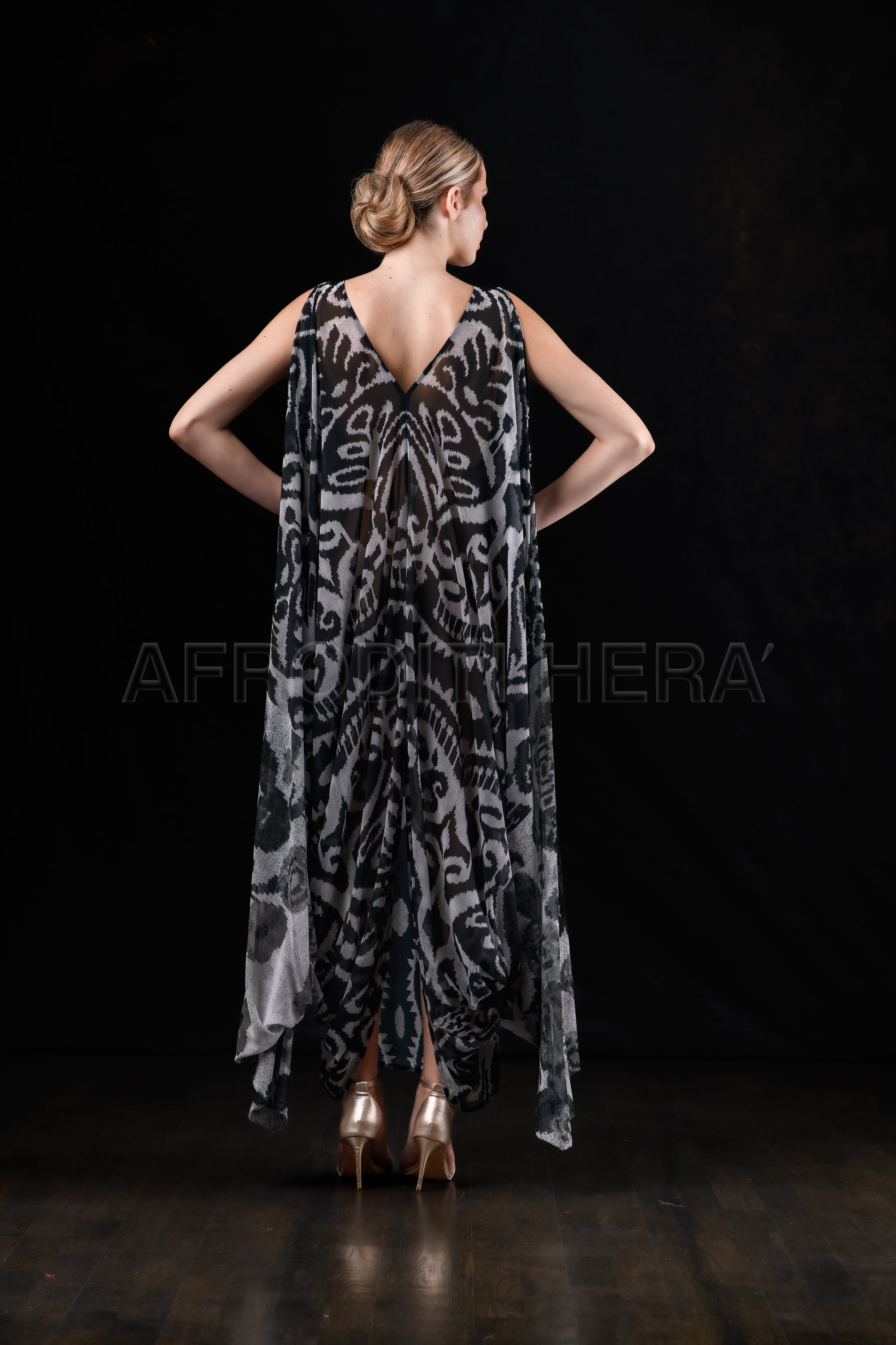 She in the wind - 38 Kaftan Dress