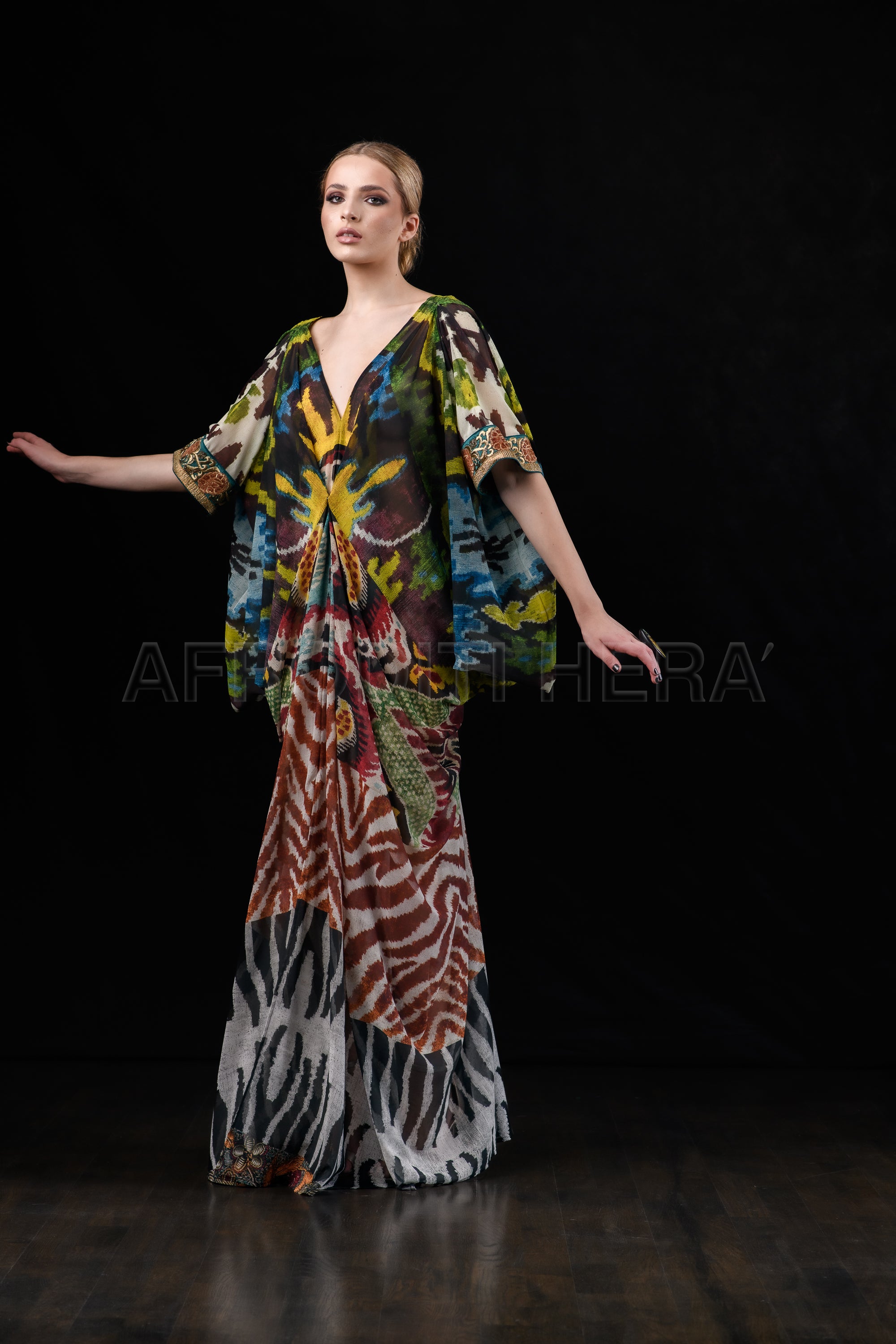 She in the wind - 42 kaftan Dress