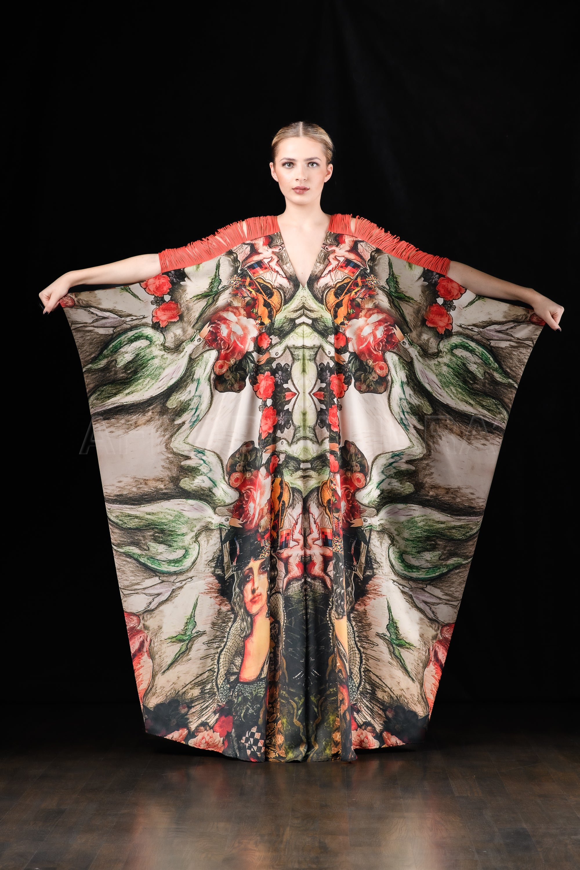 She in the wind - 46 Kaftan Dress