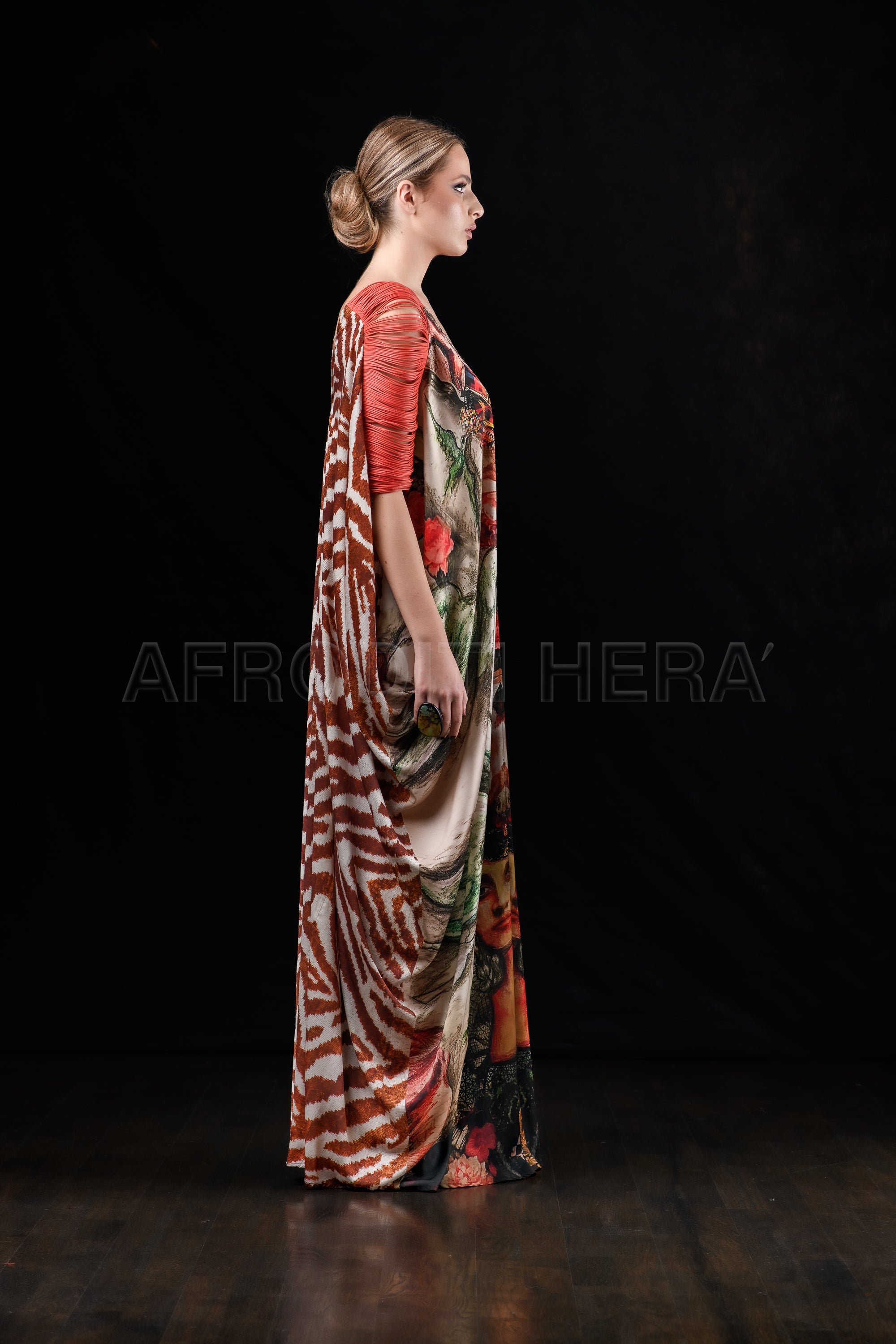 She in the wind - 46 Kaftan Dress
