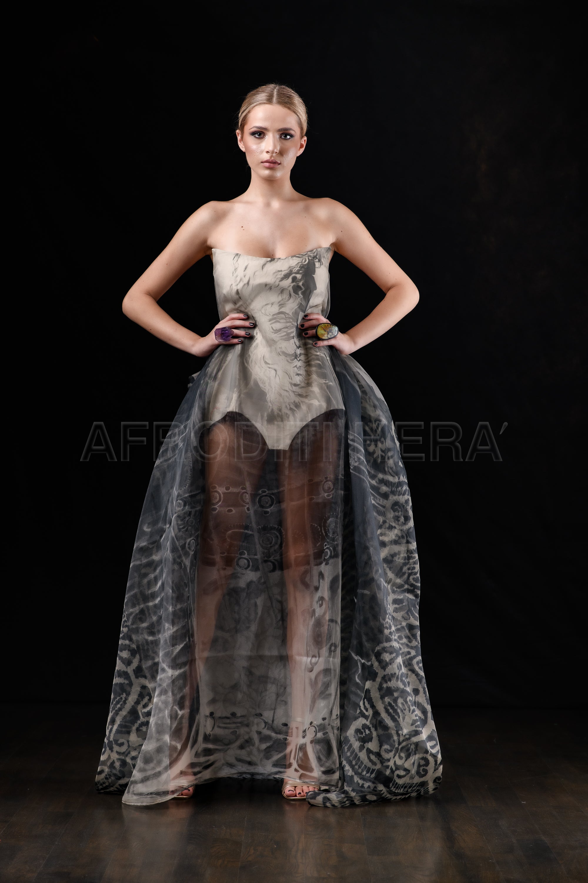 She in the wind - 50 Dress