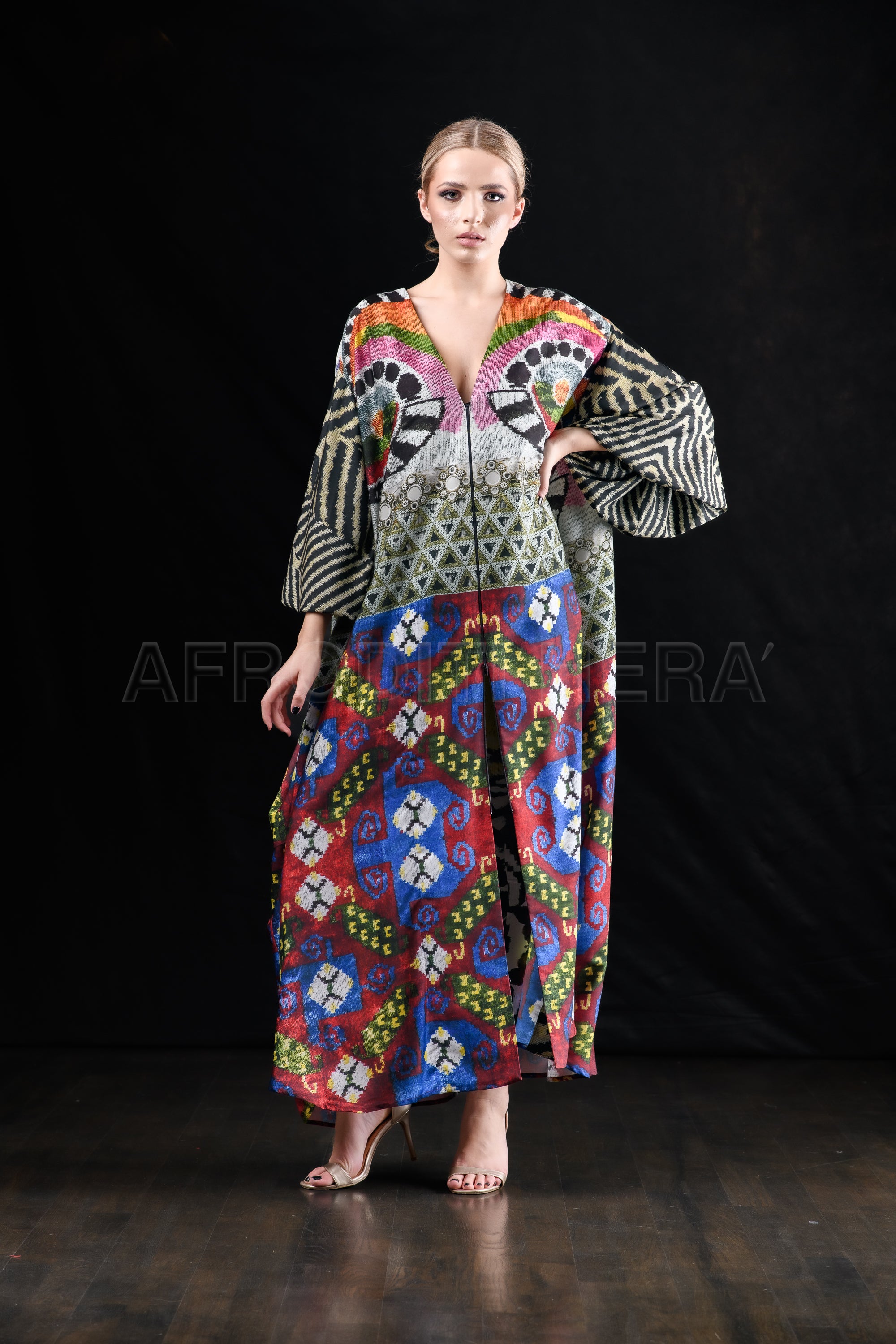 She in the wind - 53 Kimono
