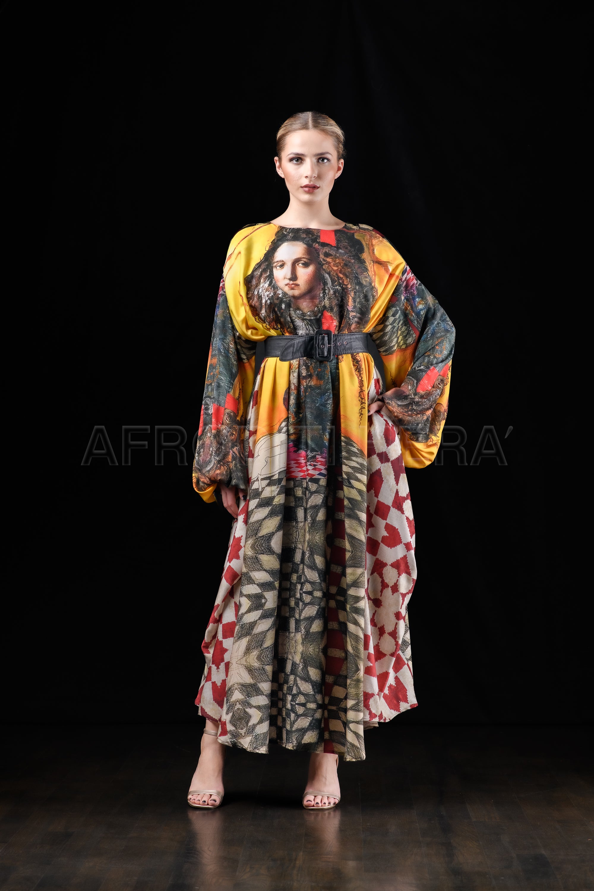 She in the wind - 55 Kimono