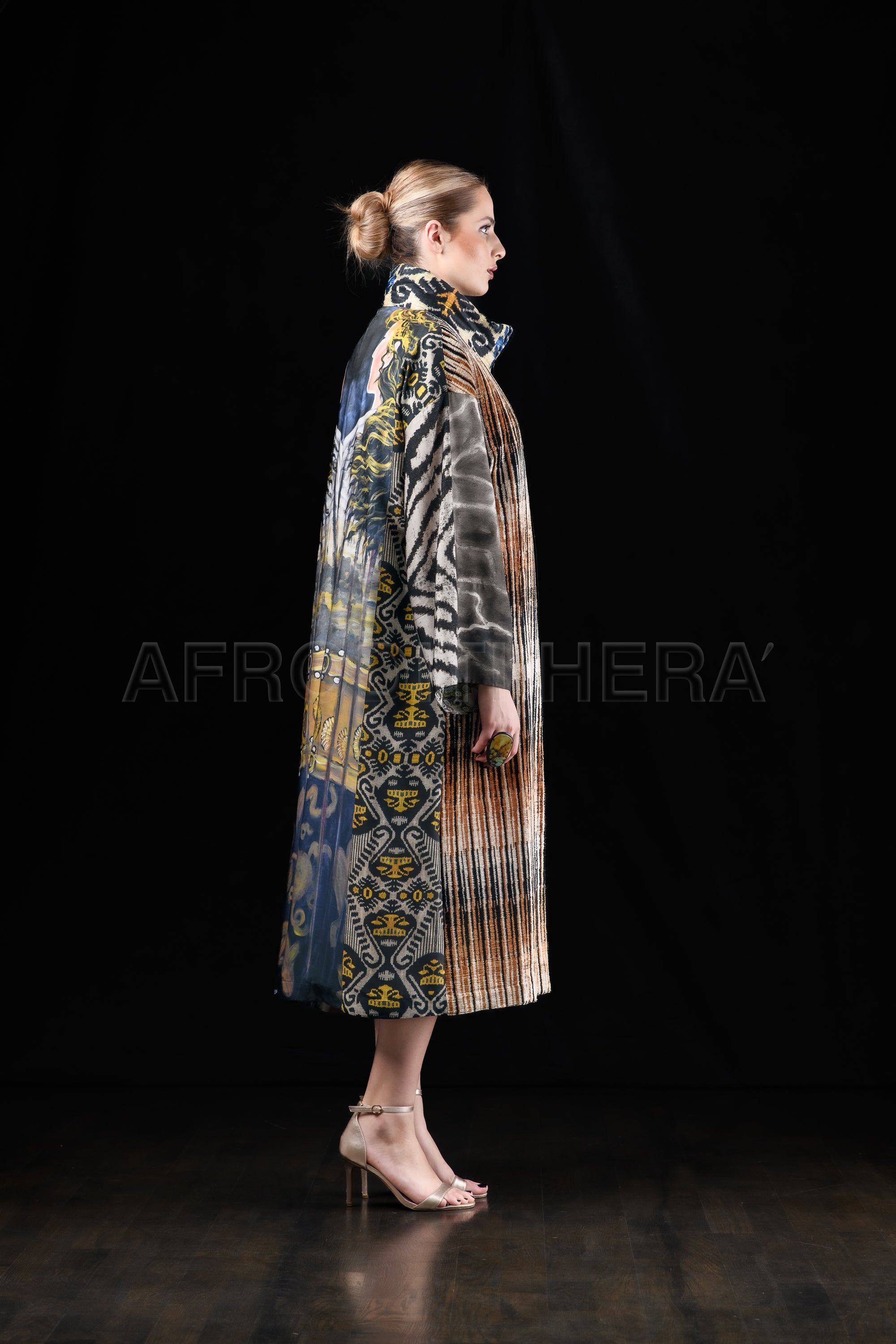 She in the wind - 58A Kimono