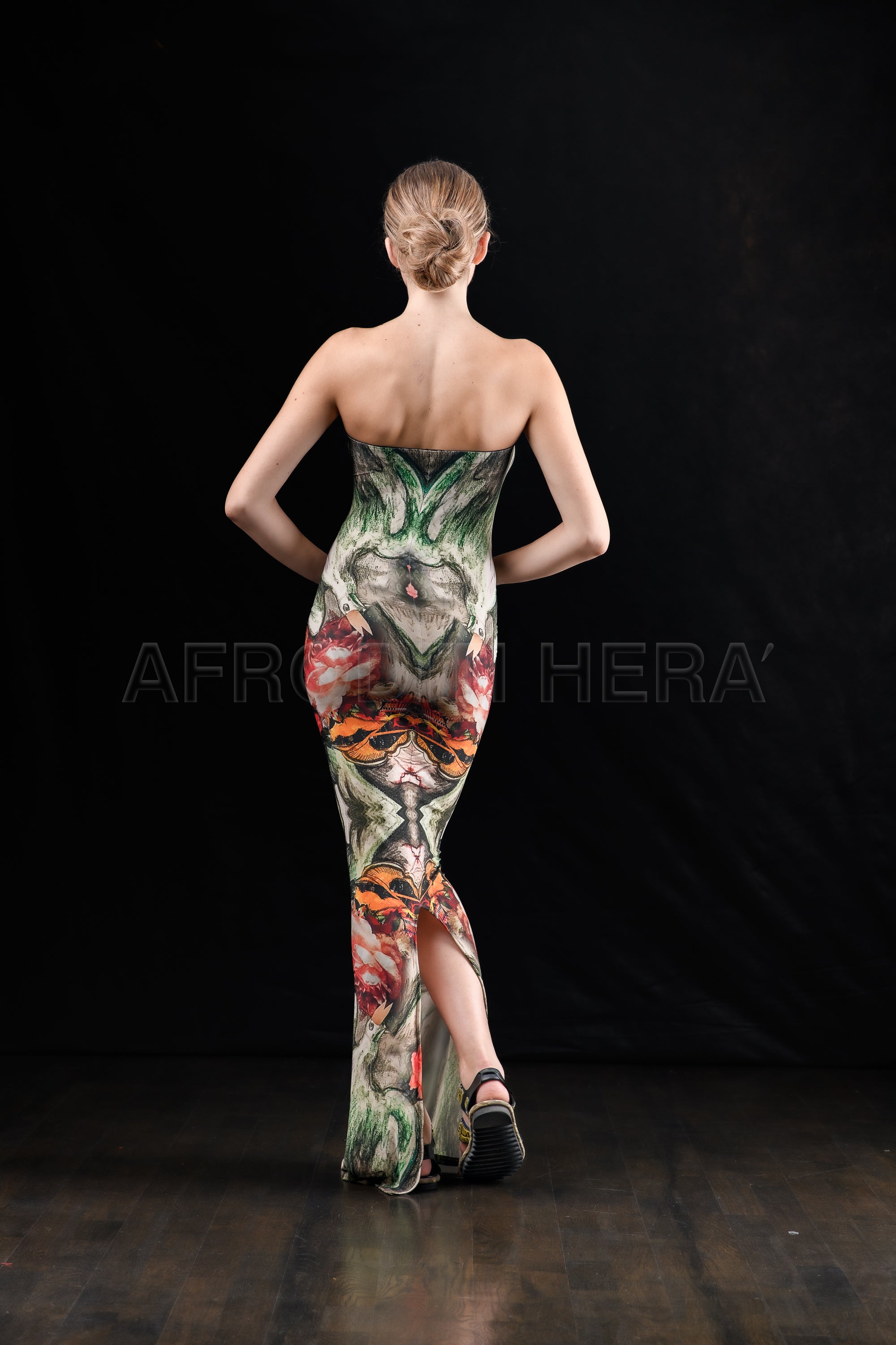 She in the wind - 85 Dress